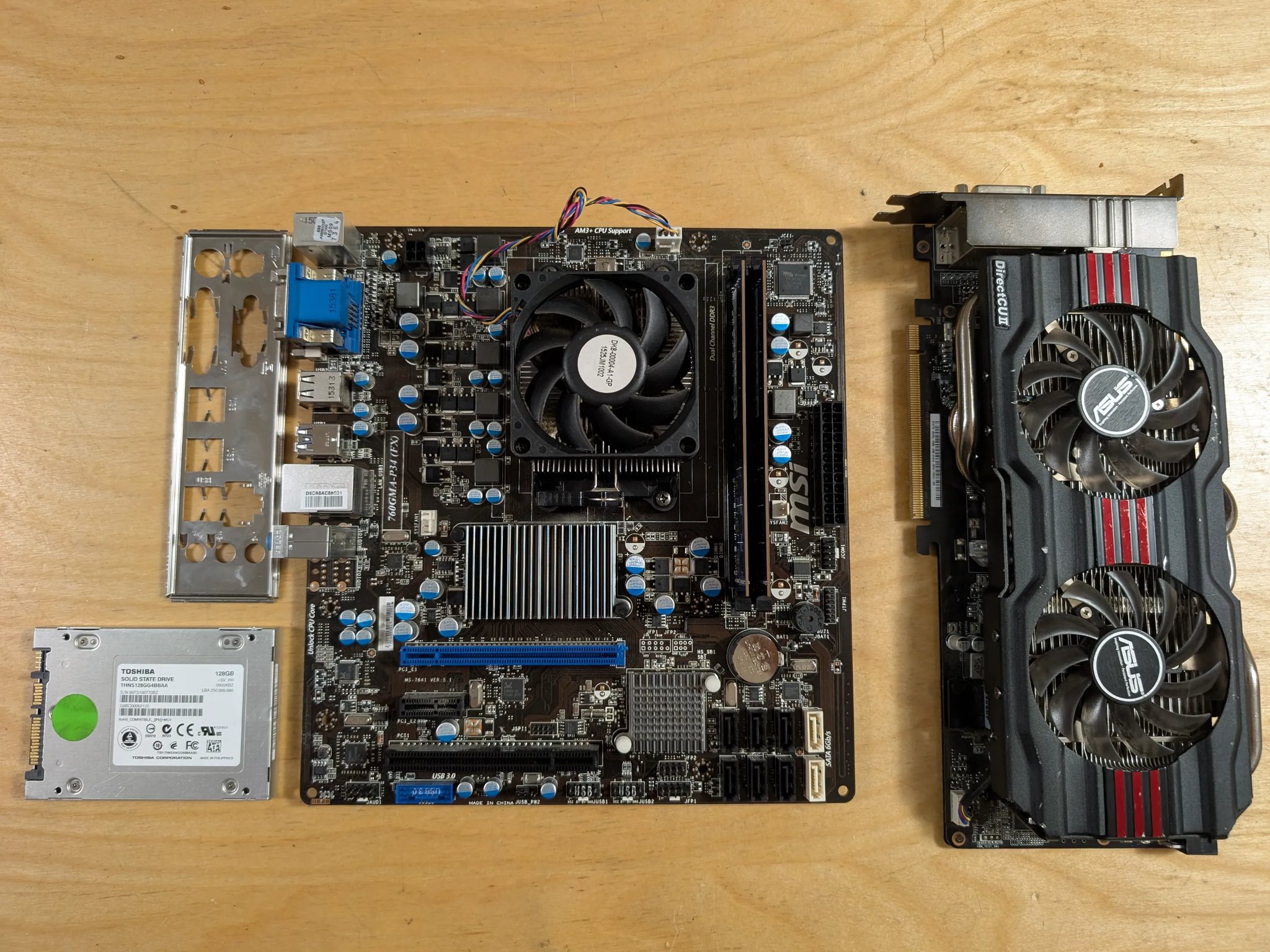 AMD FX 6300 + MSI 760 matx + 16gb DDR3 + GTX 770 2gb + 128gb SSD