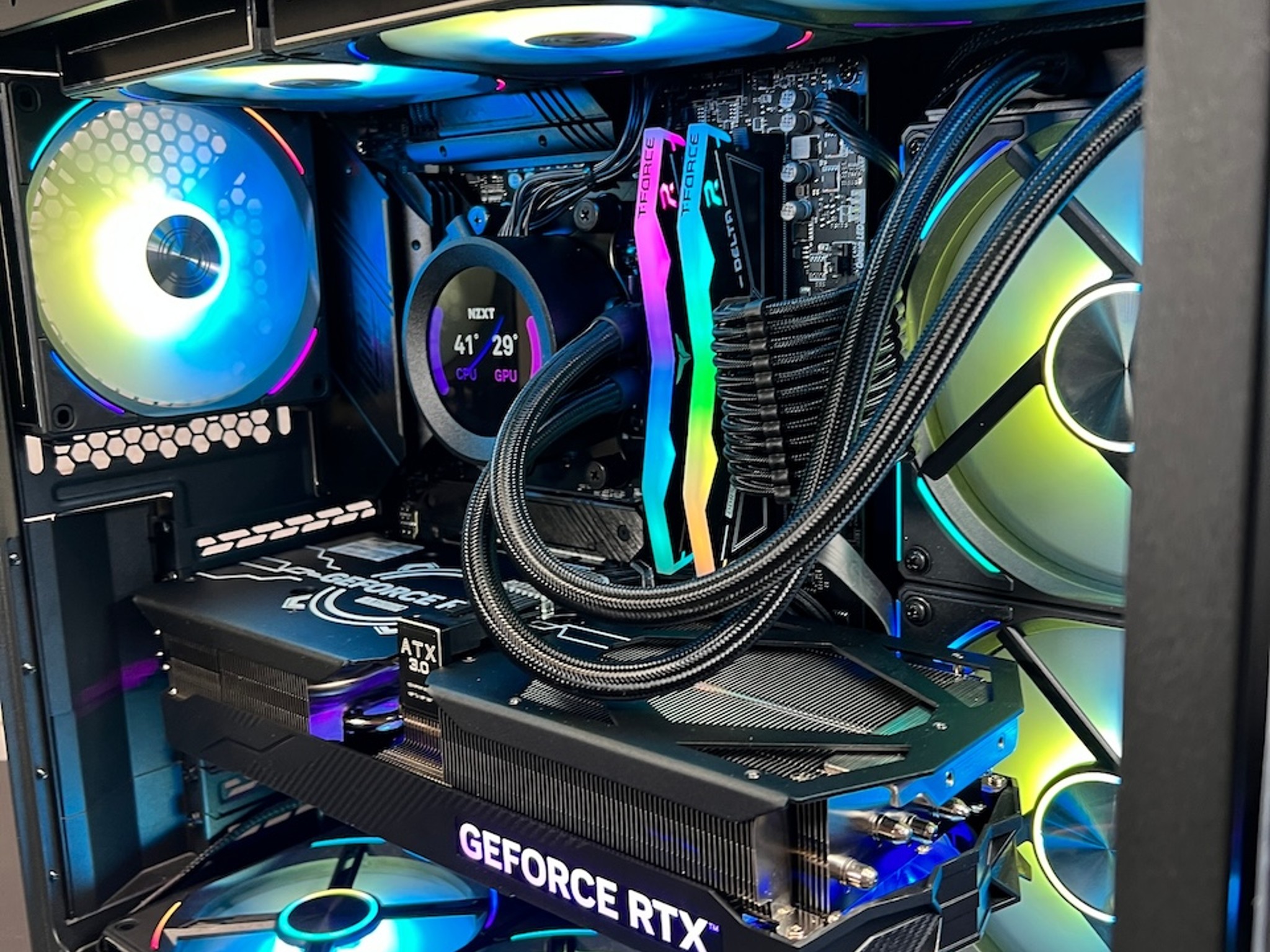 The Classic | Ryzen 7 7800X3D RTX 4070 TI 32GB DDR5 1TB M.2 Wifi 6E WIN 11 Pro Gaming PC