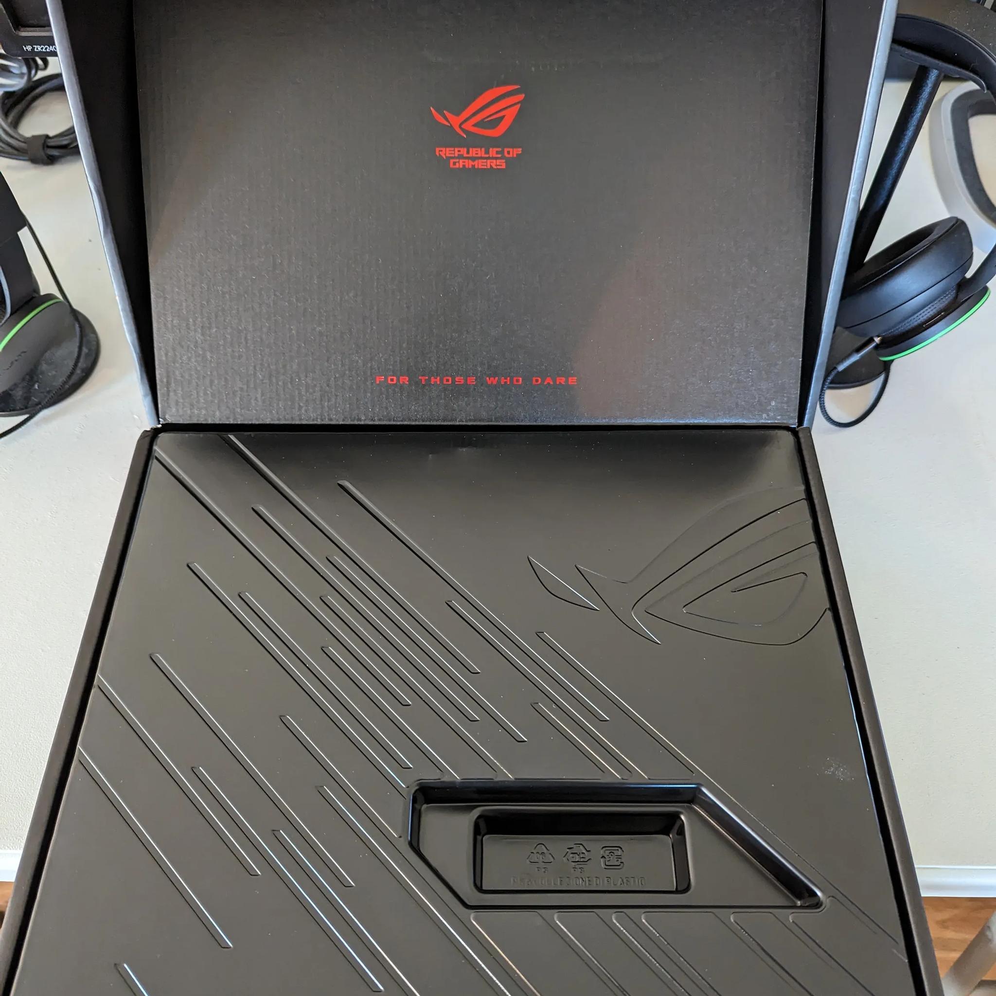 ASUS ROG CROSSHAIR X670E EXTREME MOTHERBOARD