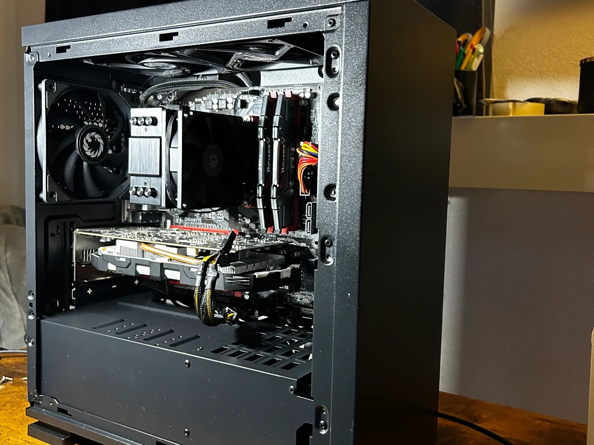 Cheap RYZEN 5 Gaming PC!