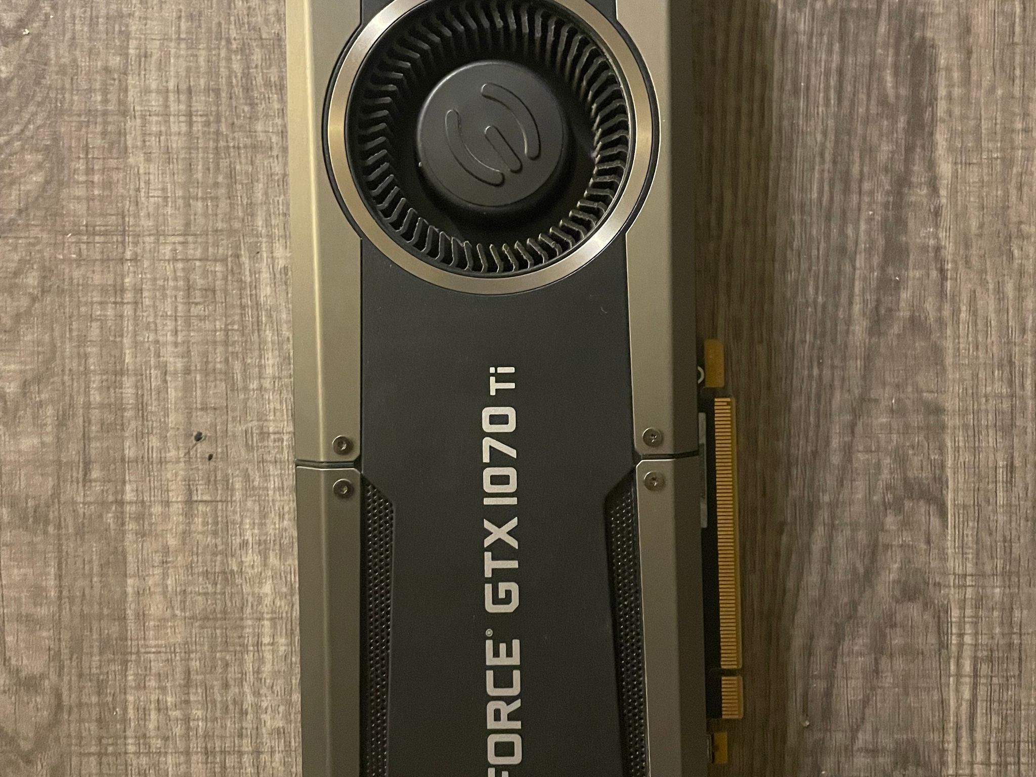 EVGA GeForce GTX 1070 Ti GAMING, 8GB GDDR5 EVGA OCX Scanner OC, White LED