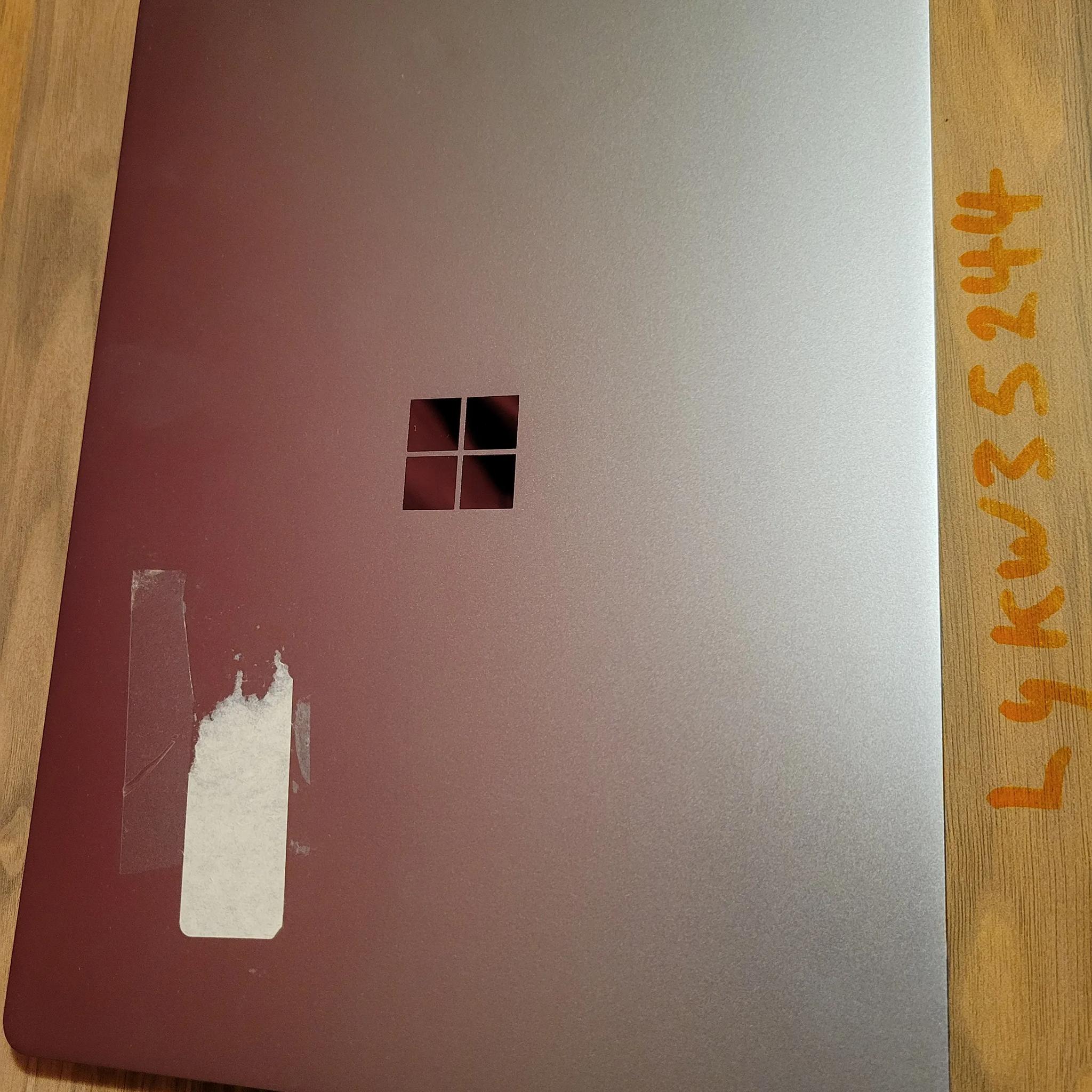Microsoft Surface Laptop Go - intel i5 - 128gb - 12.4" Touch Screen