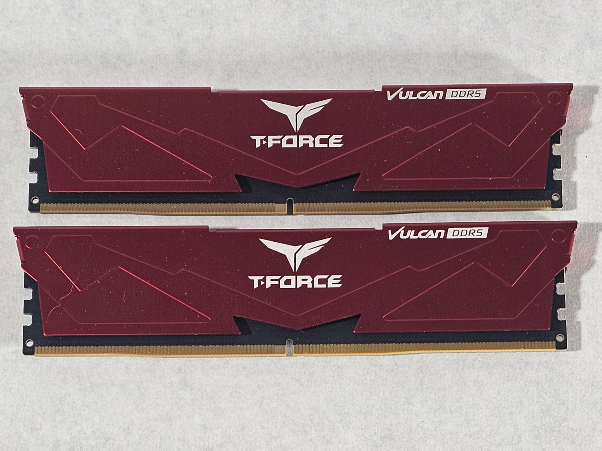 32GB DDR5 (2x16GB) 6000MT/s T-Force Vulcan