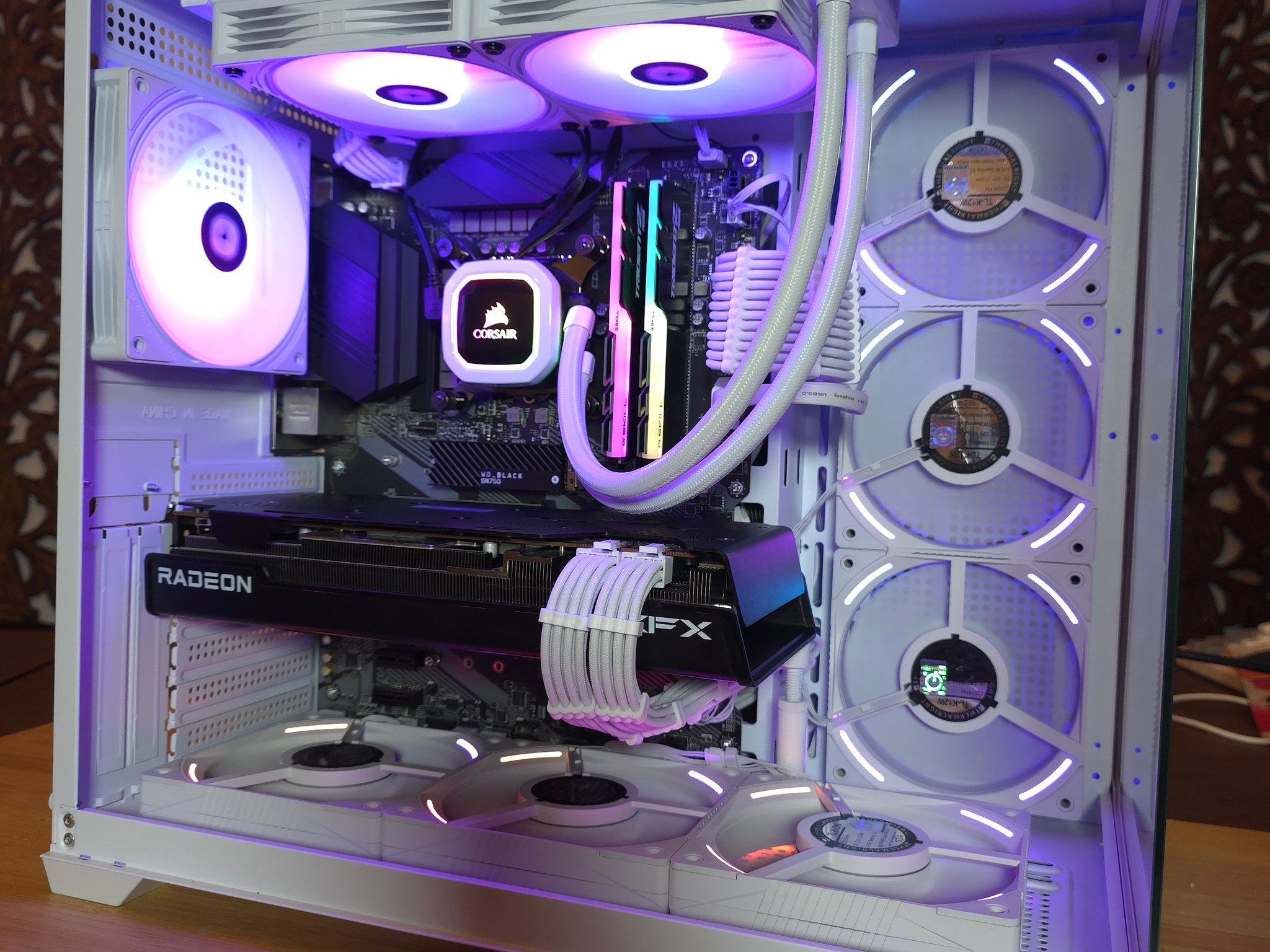 🔥 RTX 7800 XT Gaming PC | i7-10700K | 32GB RGB | 5TB Storage | White Build