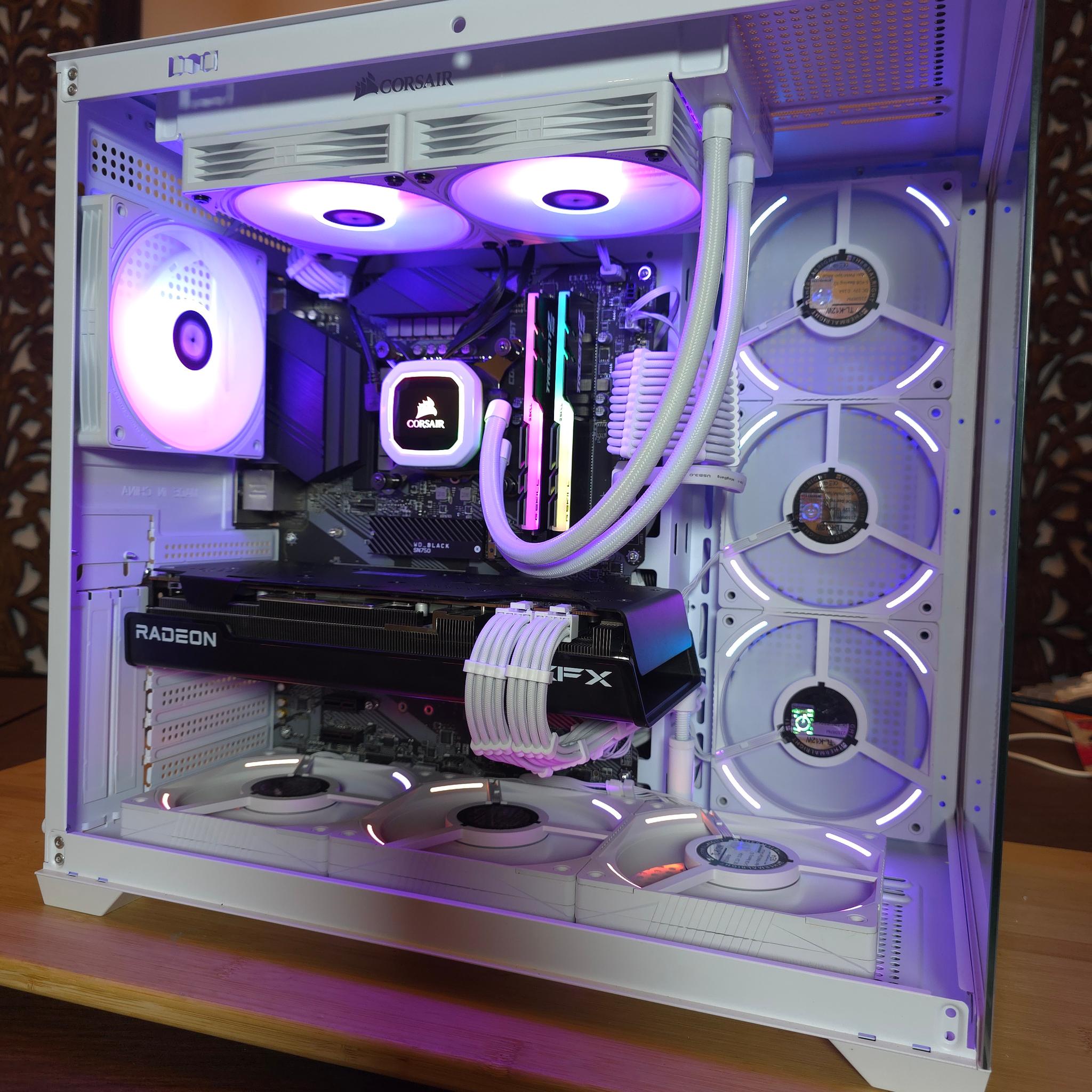 🔥 RTX 7800 XT Gaming PC | i7-10700K | 32GB RGB | 5TB Storage | White Build