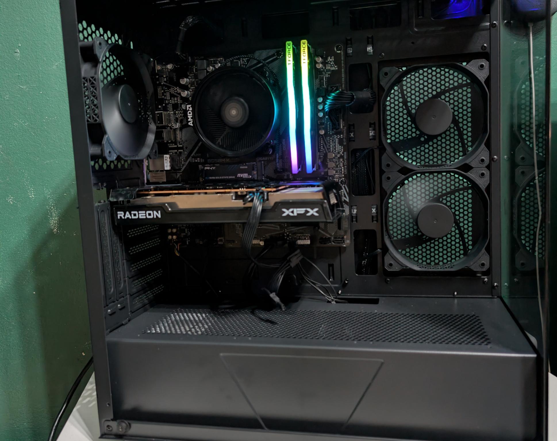 Musetex Gaming Desktop PC/ AMD Ryzen 5500/ 16GB Ram/ AMD RX 6600/ WIN 10 Home/ 1TB M.2 Nvme