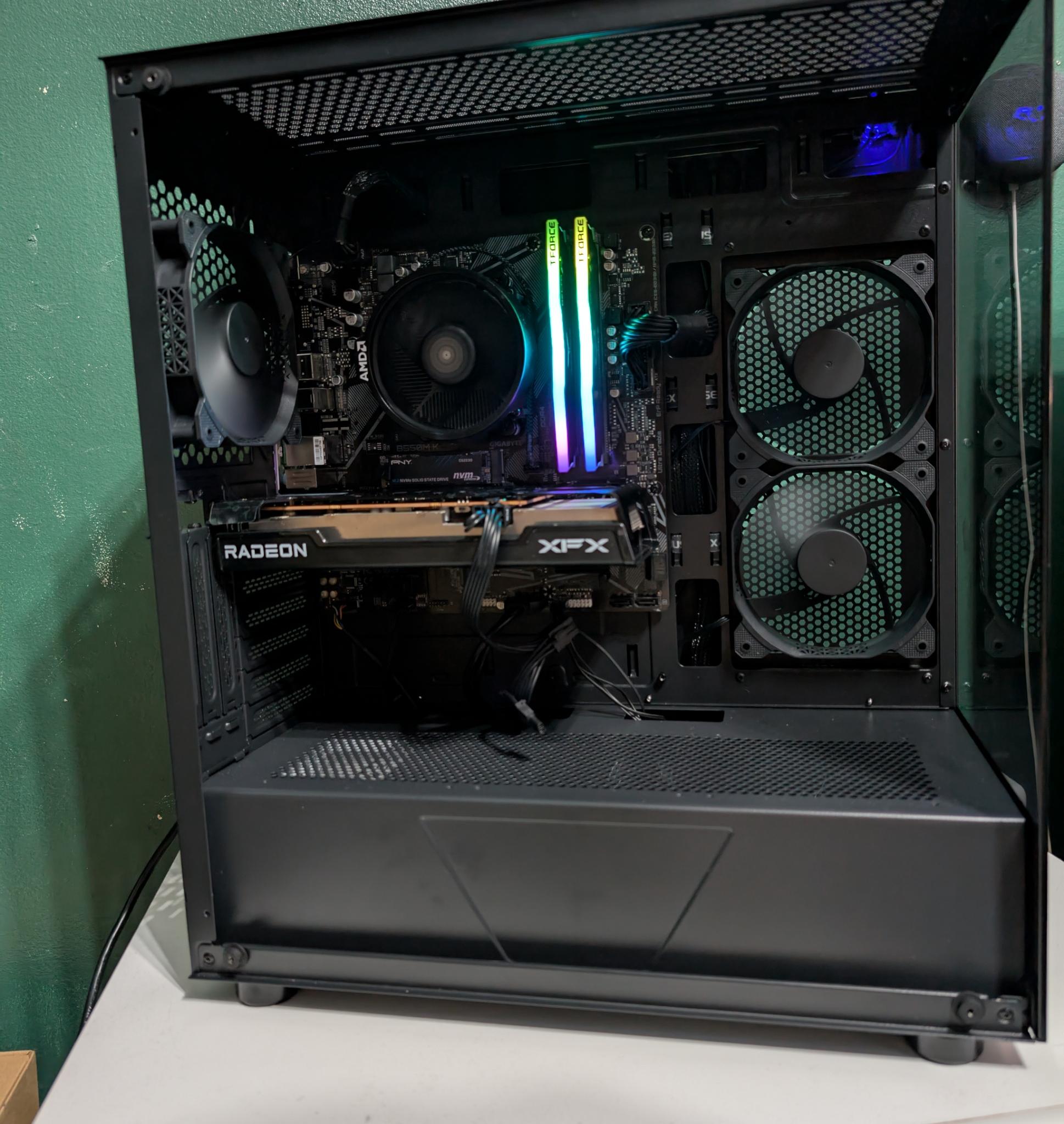 Musetex Gaming Desktop PC/ AMD Ryzen 5500/ 16GB Ram/ AMD RX 6600/ WIN 10 Home/ 1TB M.2 Nvme