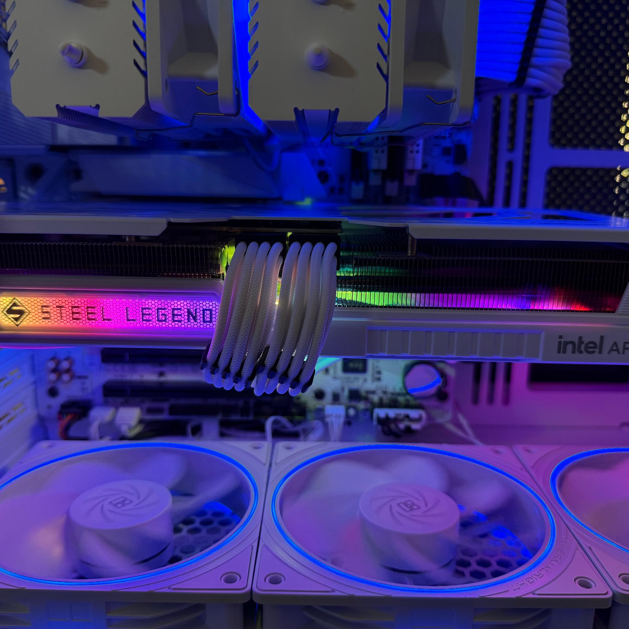 Custom White Intel Arc B580 with AMD 9600X