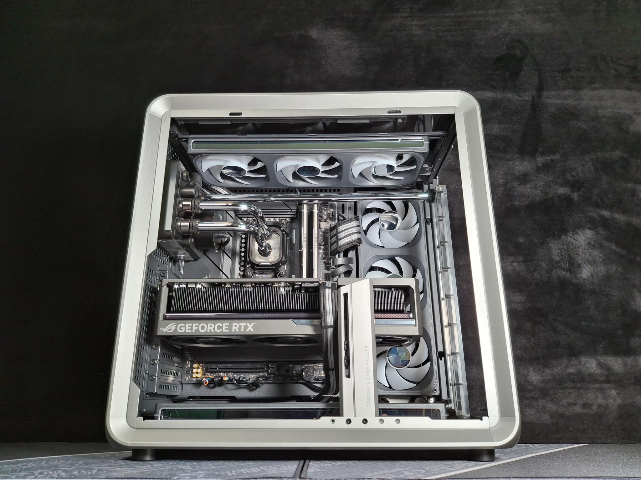 Custom Liquid-Cooled AMD Ryzen 7 9800X3D, Asus Astral OC RTX 5080, 32GB DDR5, 2TB SSD, 1000w