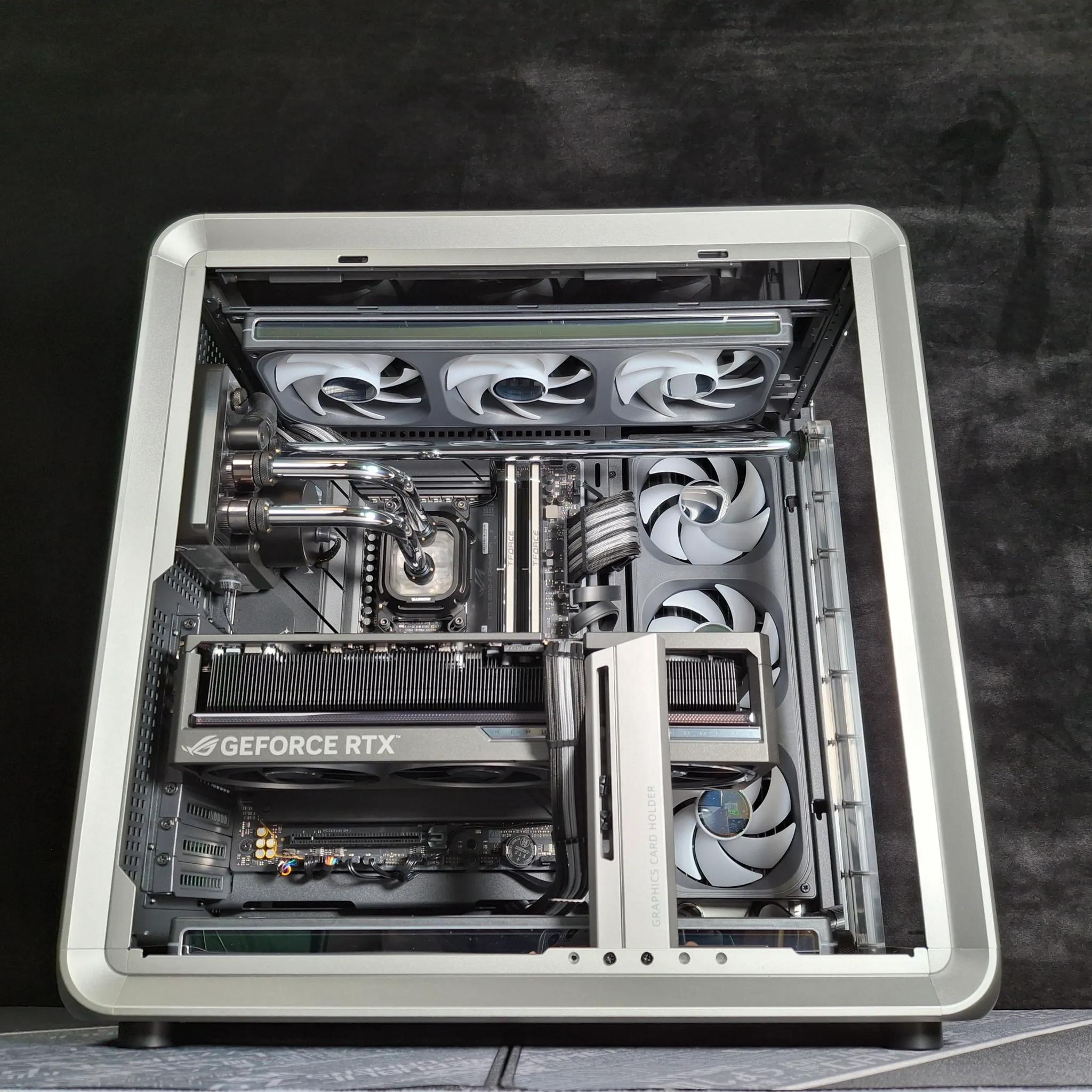 Custom Liquid-Cooled AMD Ryzen 7 9800X3D, Asus Astral OC RTX 5080, 32GB DDR5, 2TB SSD, 1000w