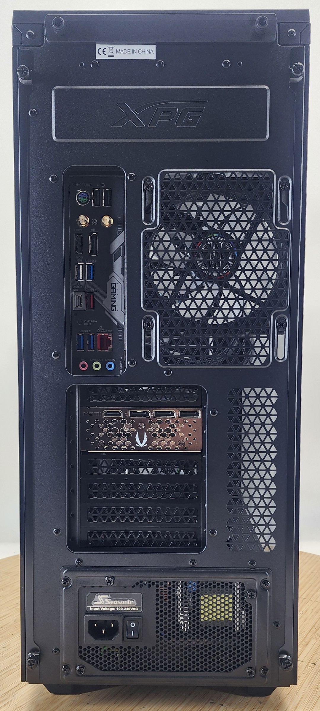 Gaming PC Ryzen 7 7800X3D 32GB RAM 2TB SSD RTX 4080 SUPER 16GB