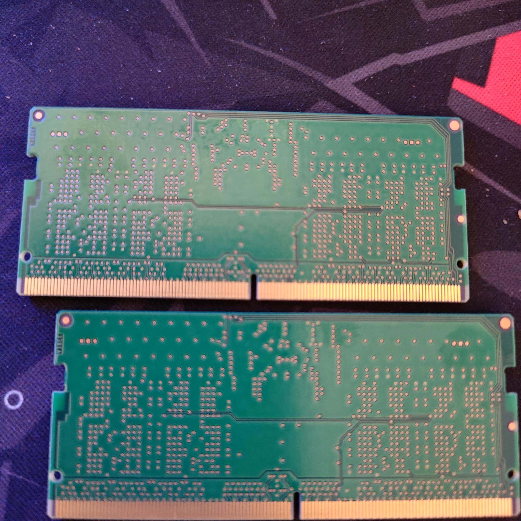 2 sticks of DDR 5 laptop memory