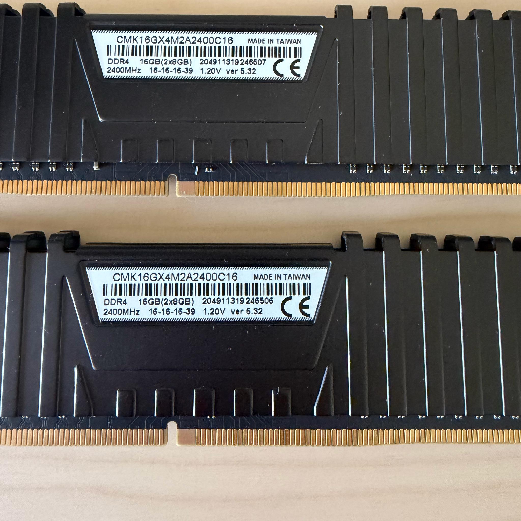 Corsair Vengeance DDR4 16GB (2x8GB) 2400mhz RAM