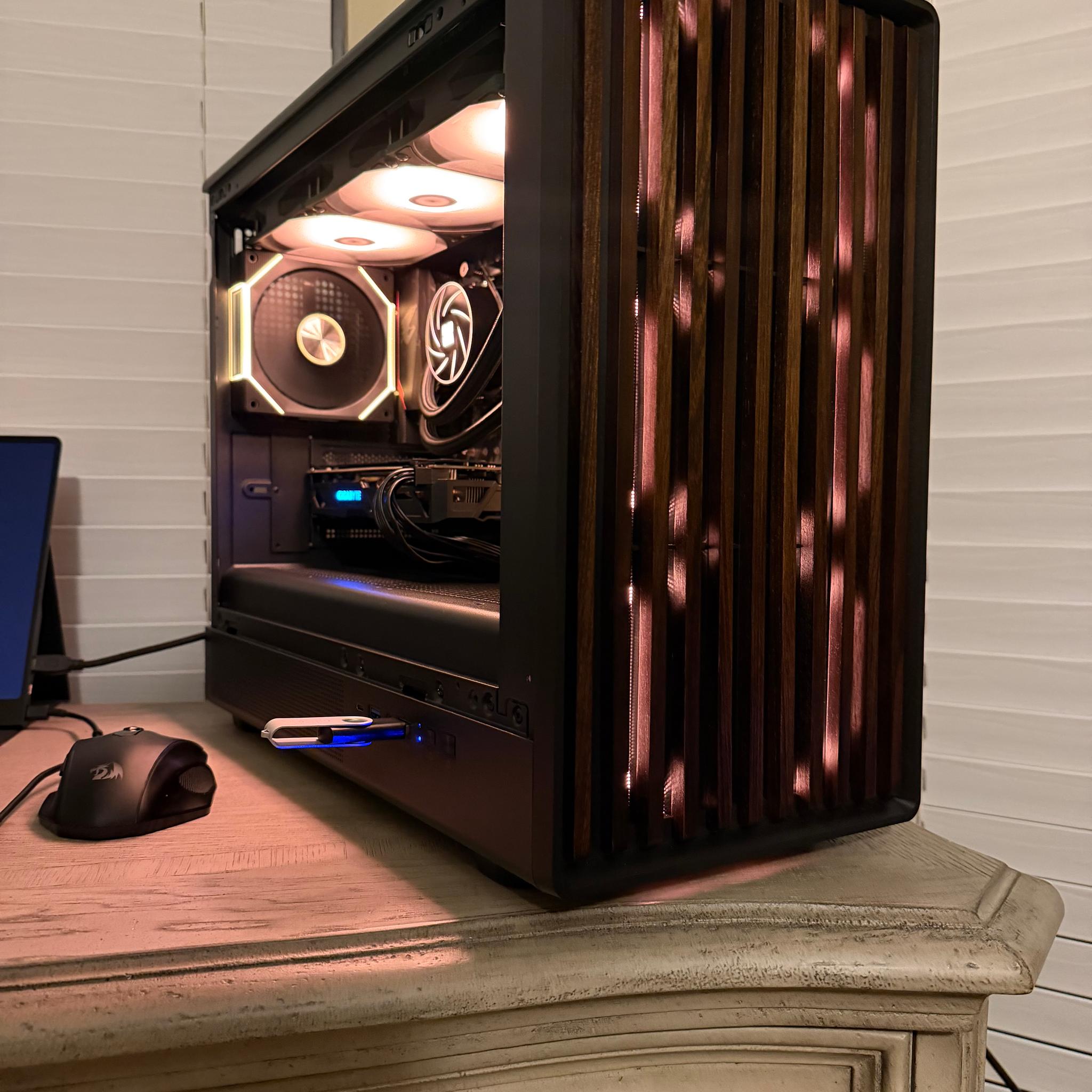 Ryzen 5 2600X | Gigabyte RX 570 4GB | 8GB DDR4 | 512GB SSD | 360mm RGB AIO | WiFi