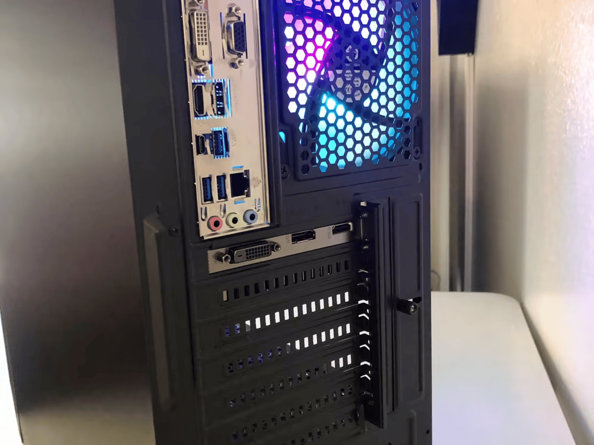 BNOP Budget Gaming PC i3-10100F