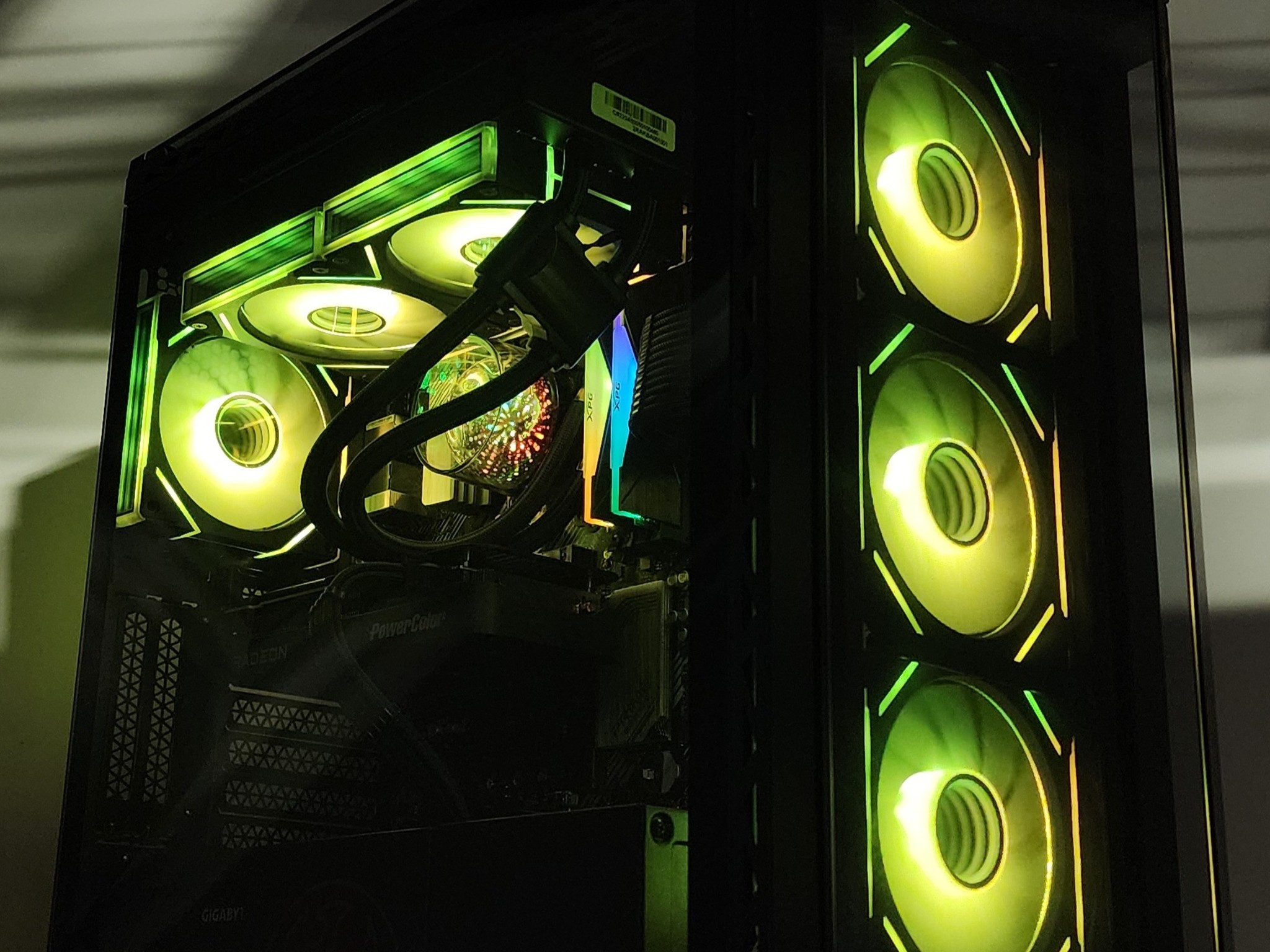 Gaming PC Ryzen 7 5700X 16GB RAM 1TB SSD 9060 XT 16GB Windows 11 Computer