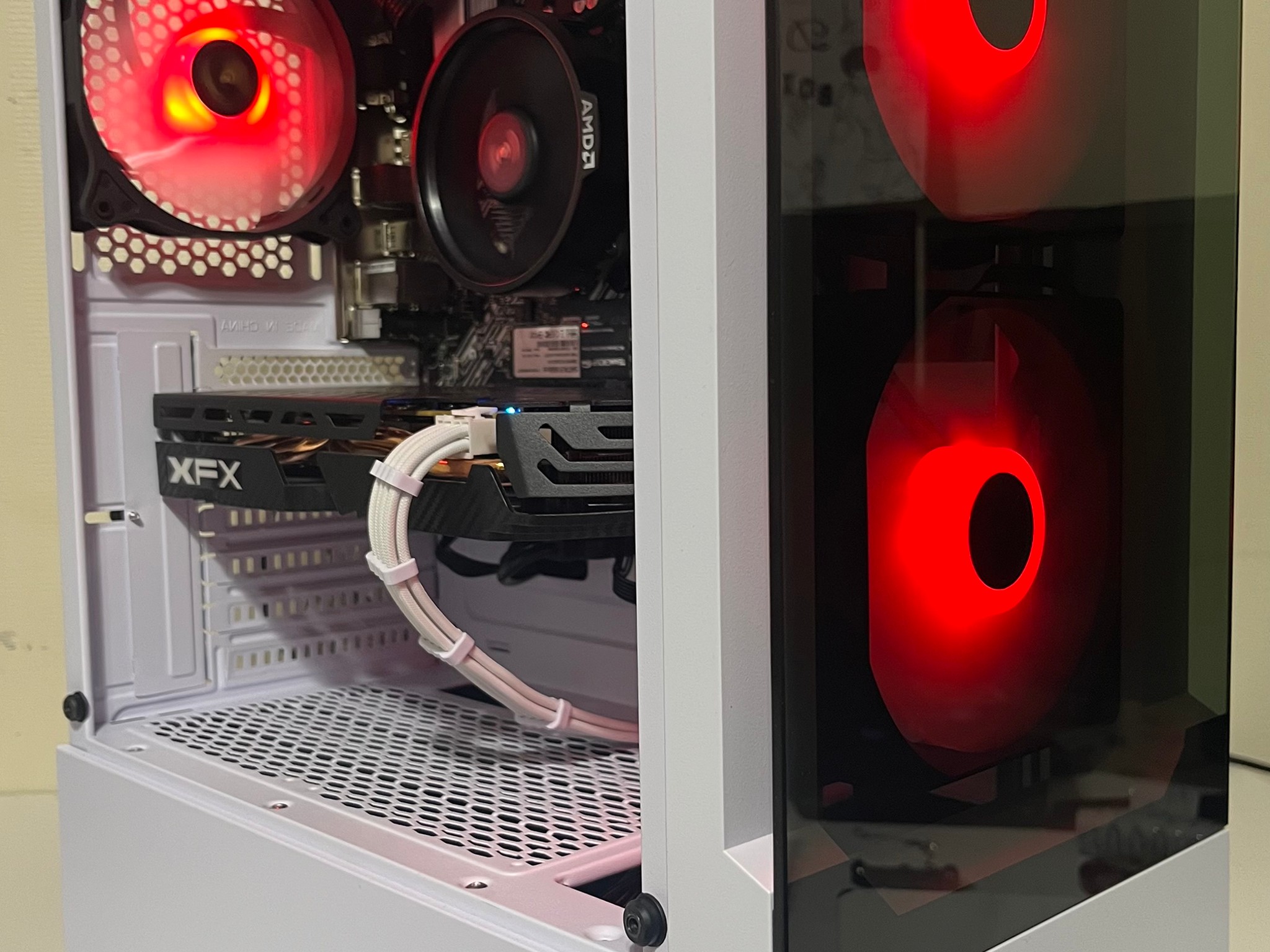 Great Value 1080p Streaming/Gaming PC|RX 580 8GB|Ryzen 5 2600|16GB DDR4|512GB M.2 SSD