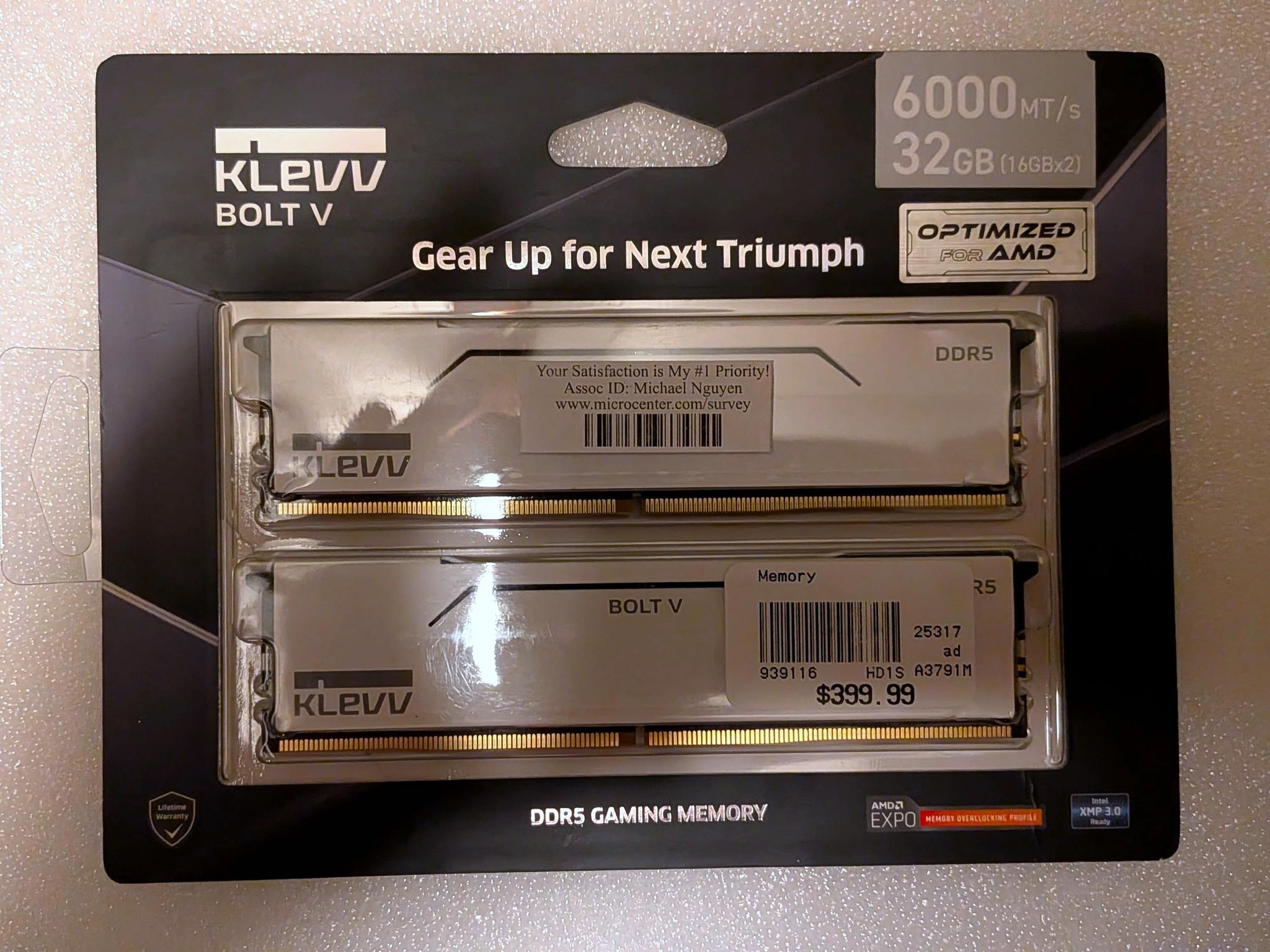 NEW White Klevv Bolt V 32GB (2x16) DDR5 6000MT CL30 memory (open box)