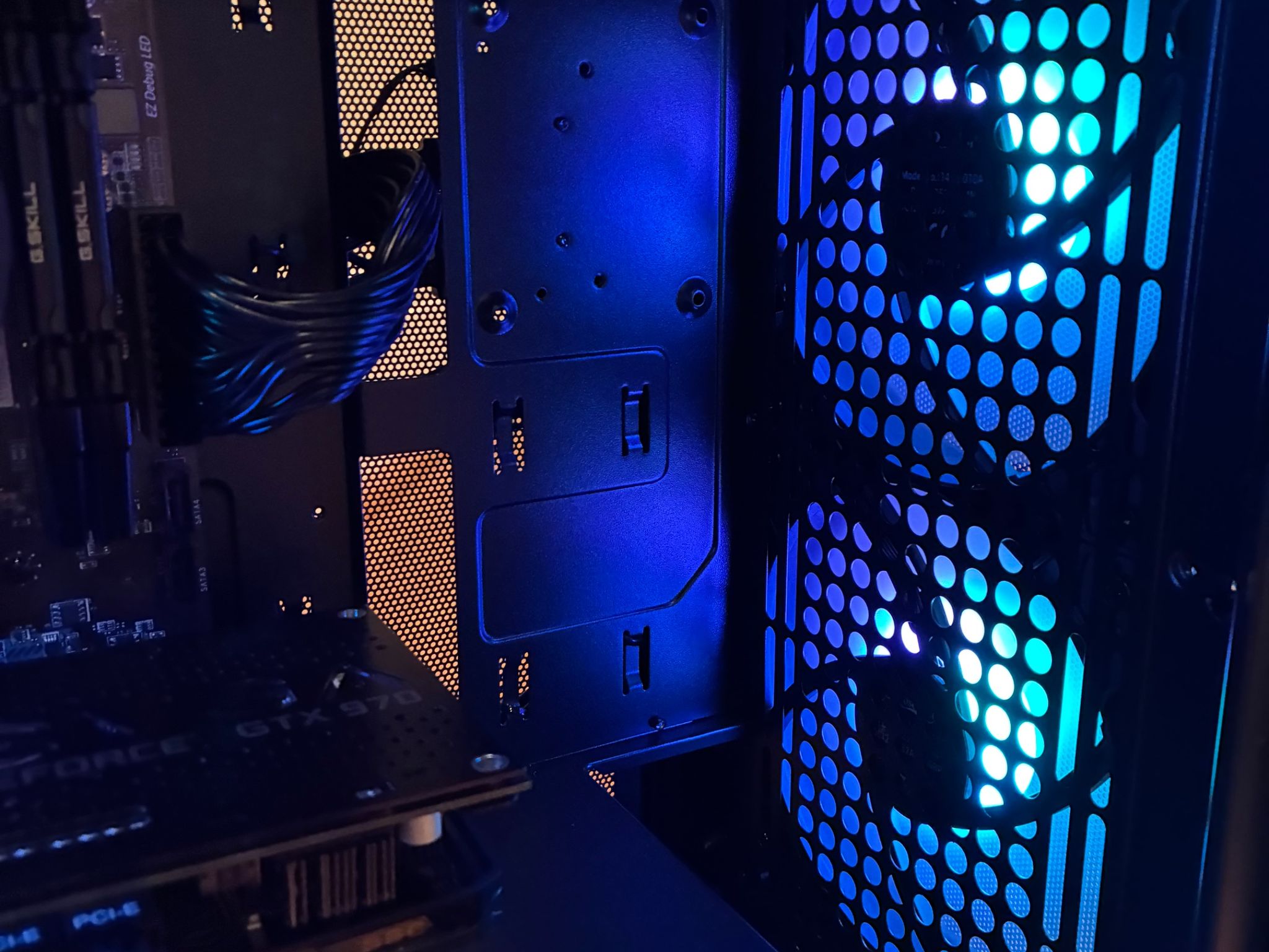 GTX 970 R5 1600 CUSTOM GAMING PC RGB 16GB DDR4 RAM 512GB NVME SSD WINDOWS 10