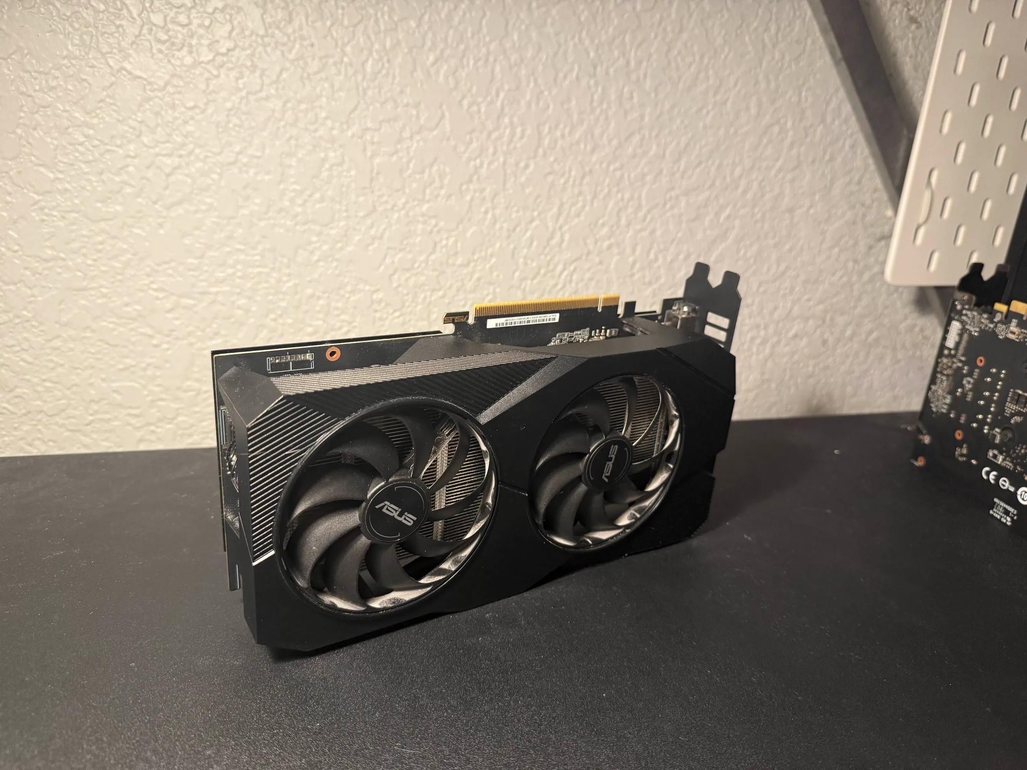 ASUS Dual RTX 2060