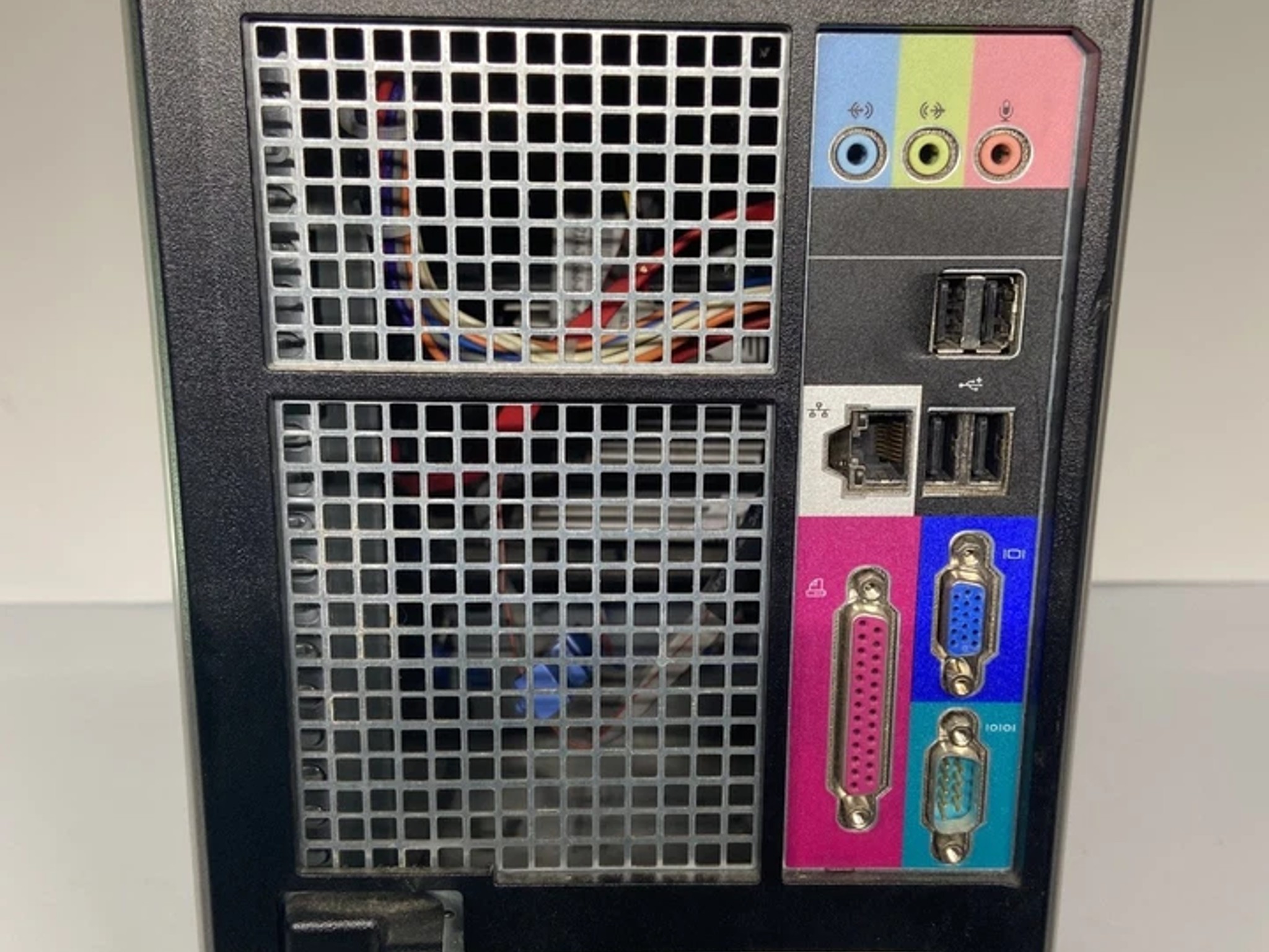 Dell OptiPlex 320 Pentium 4 3.00GHz Computer w/ 3.5GB RAM, DVDRW,80GB HDD READ DESCRIPTION