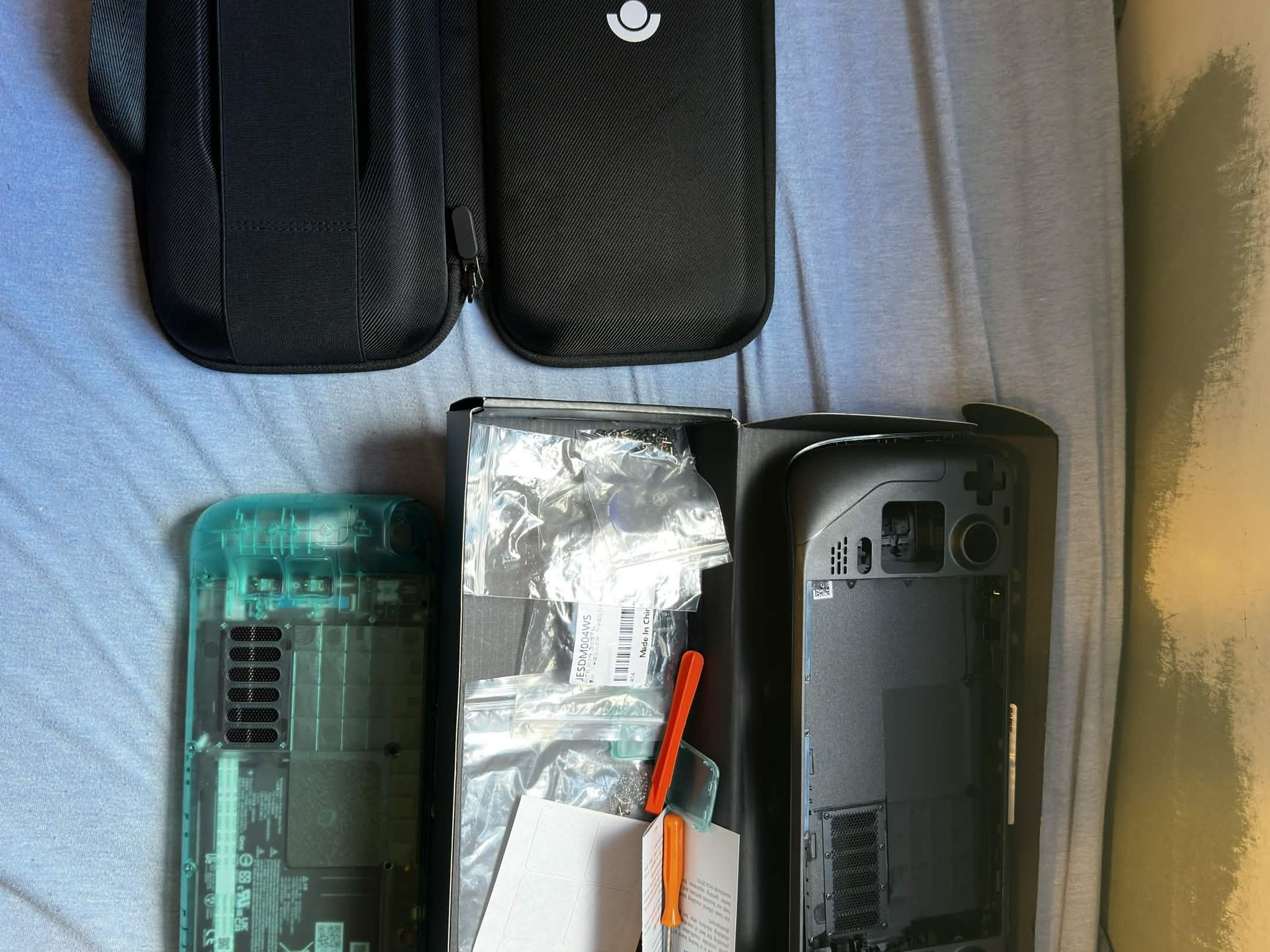 Steam Deck 256gb LCD, Clear Shell Swapped