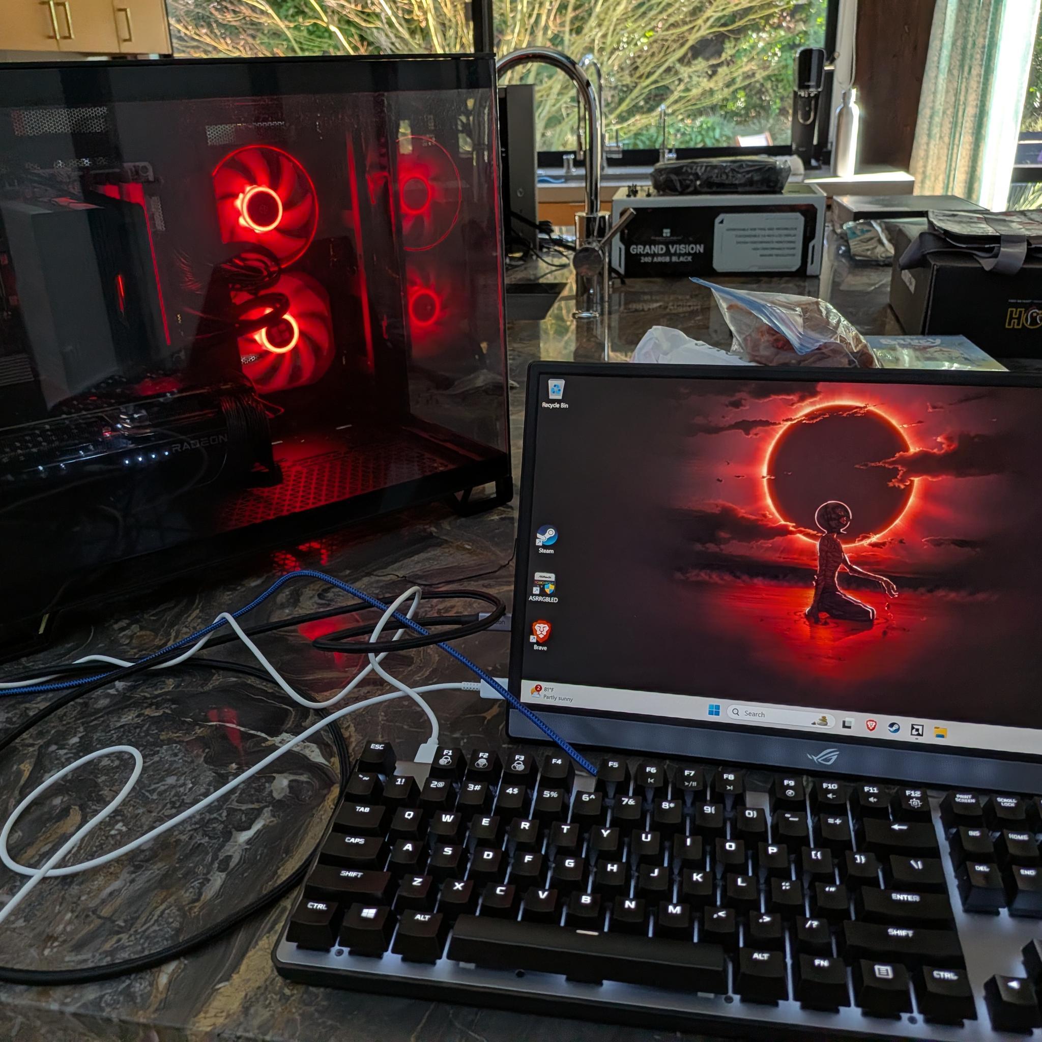 1440p Cube Rex - Radeon RX 7700 XT, Ryzen 5 7600, 32 GB DDR5 RAM, 2 TB Gen 4 NVME, RGB