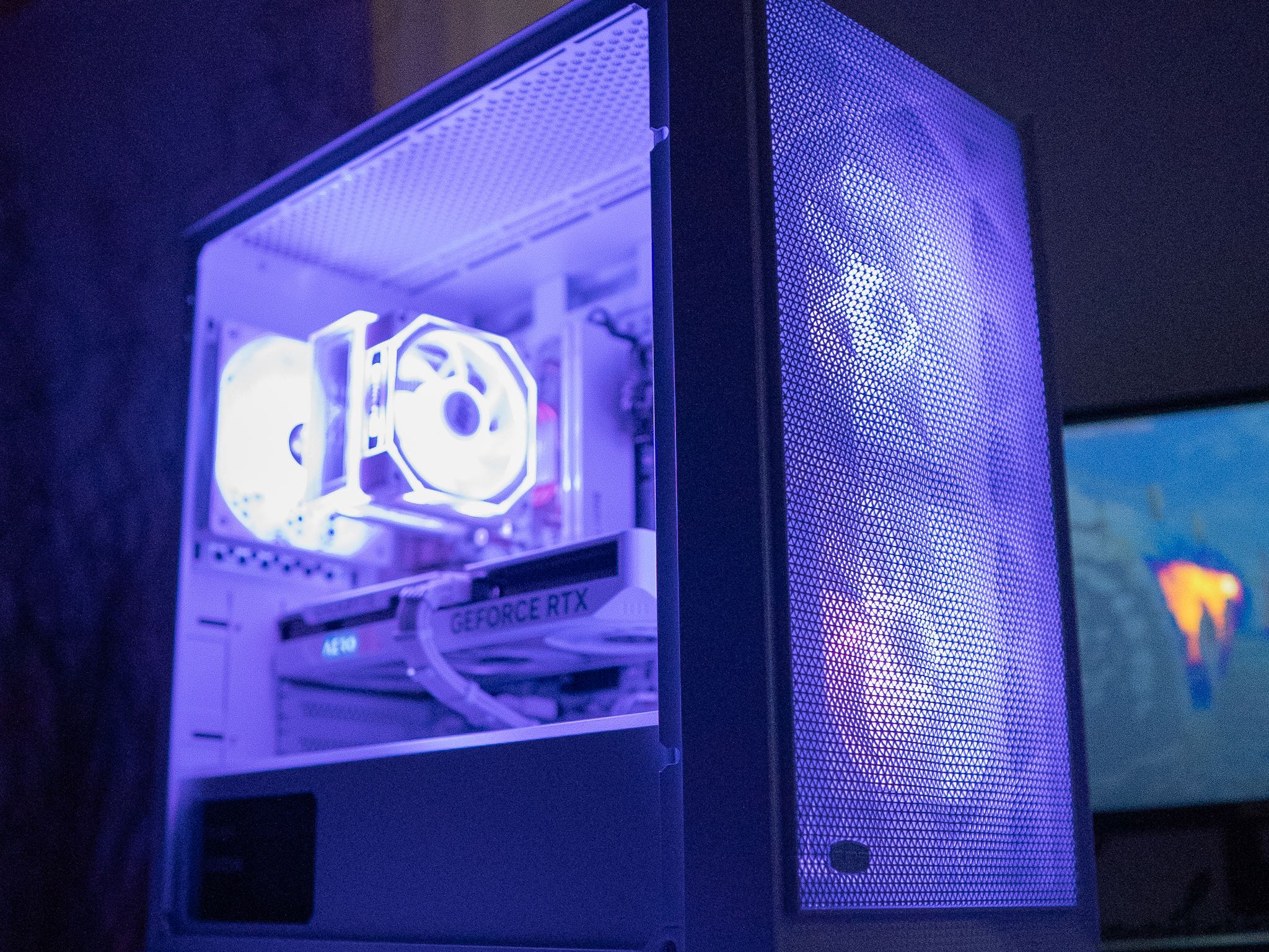 🌨🌨 | NVIDIA RTX 4060 | RYZEN 5 3600X | 16GB DDR4 RAM | 1TB NVME SSD | Arctic Snow 2.0