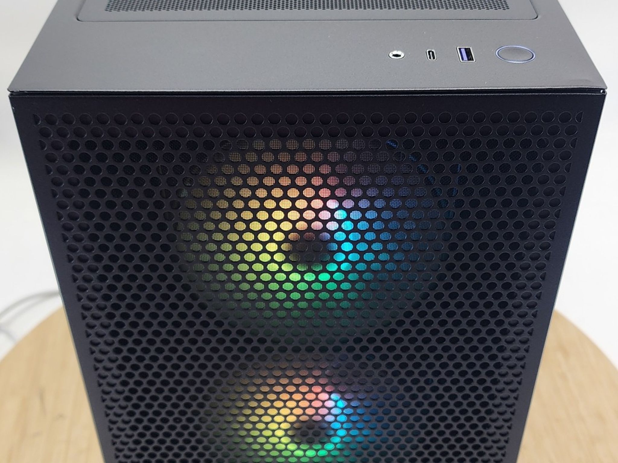 Gaming PC Ryzen 7 5800XT 32GB RAM 1TB SSD RTX 4060 8GB Windows 11 Computer