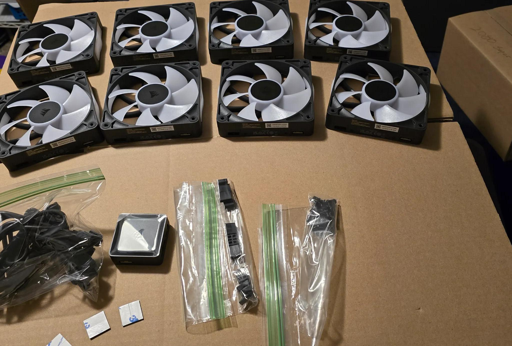 X8 CORSAIR RX 120 MM CASE FANS