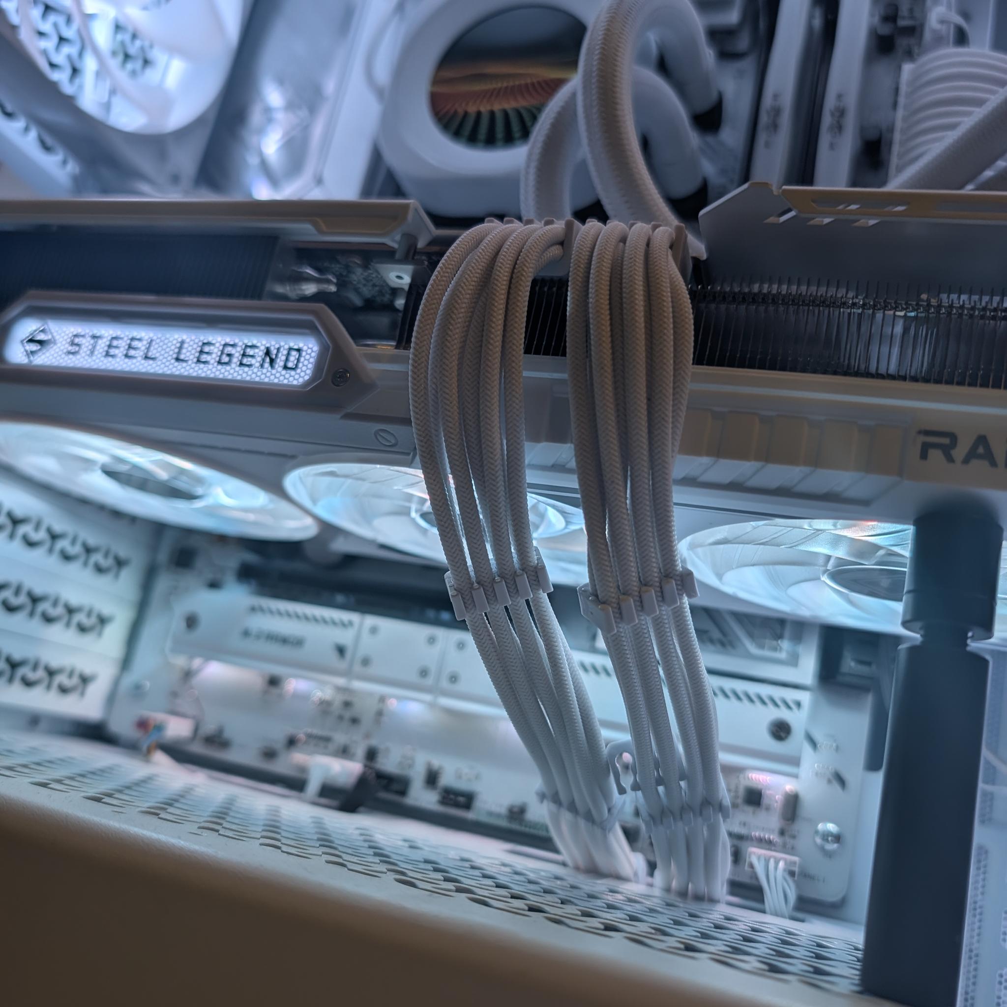 ASRock Steel Legend RX 9070 XT – Like New, Original Box