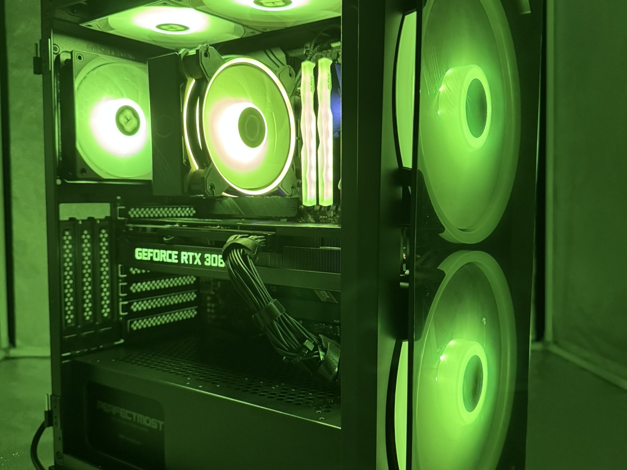 RTX 3080 | Ryzen 5700X | Gaming PC | Workstation | 32GB |