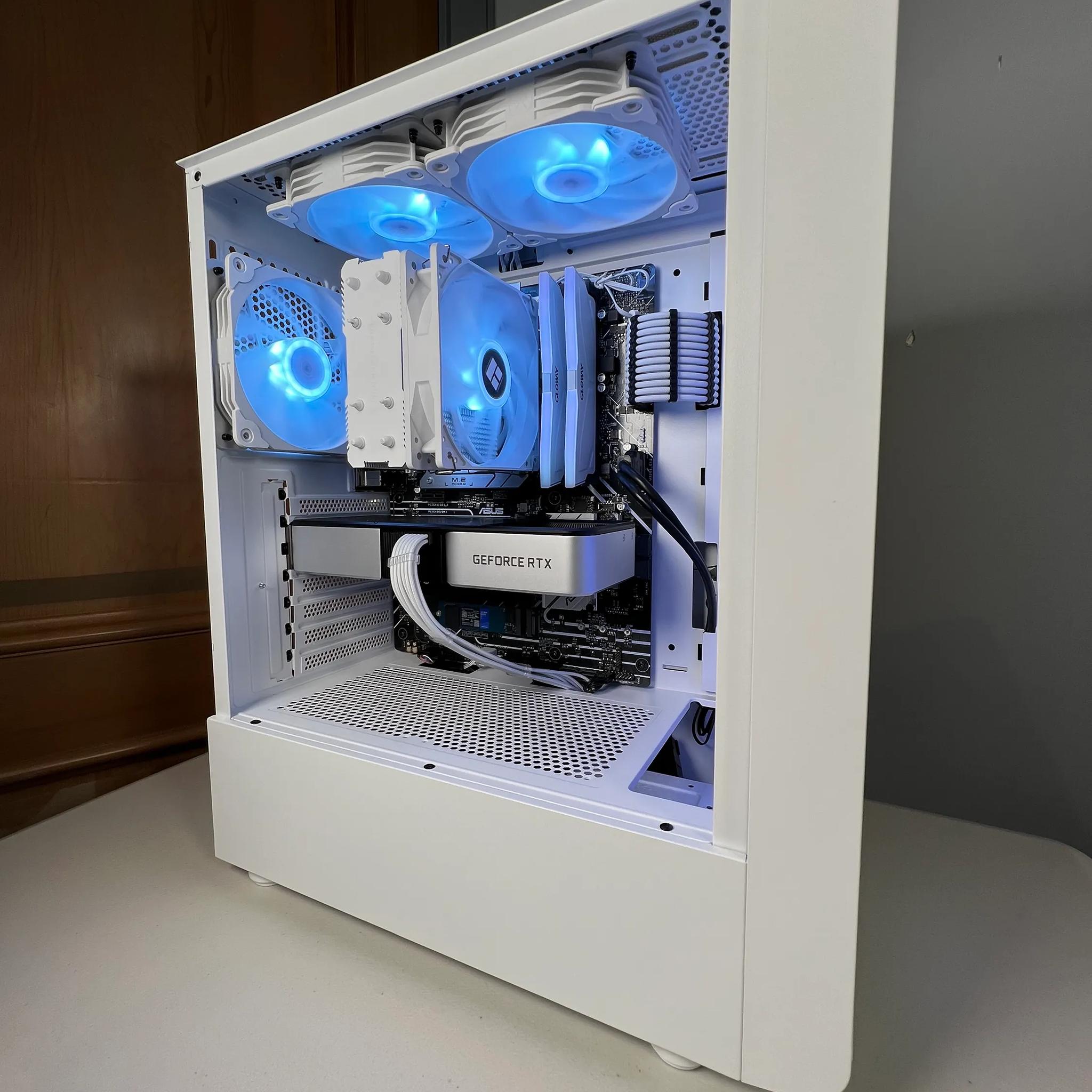 Mid Range White Gaming PC (i5-12400 + RTX 3060Ti)