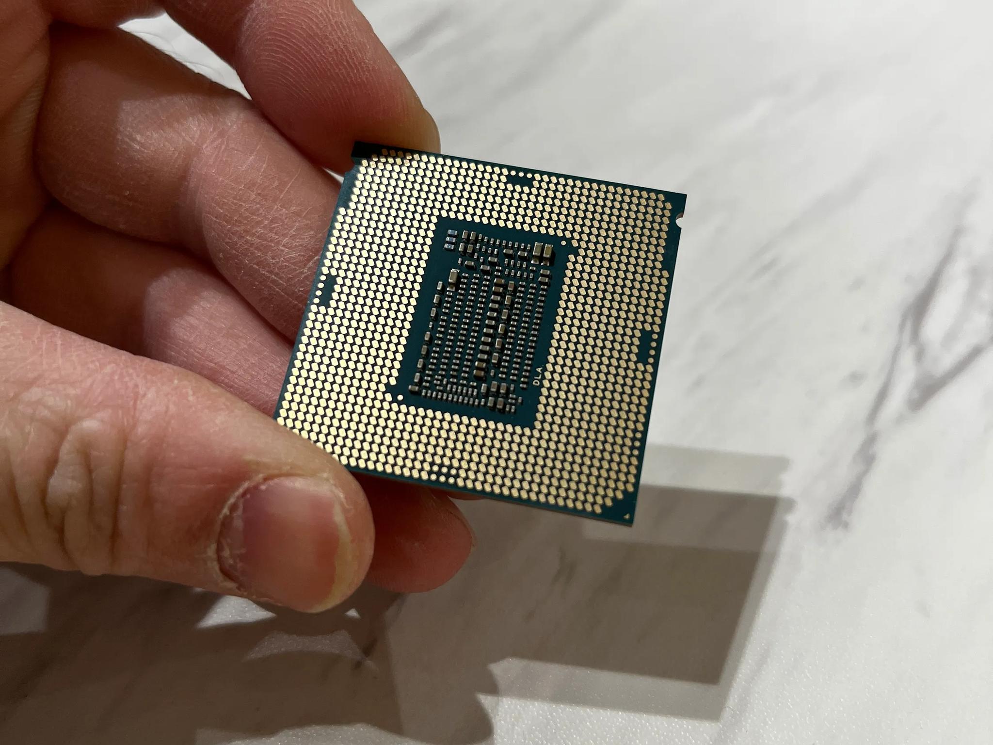 Intel i7-9700K 8-core CPU processor