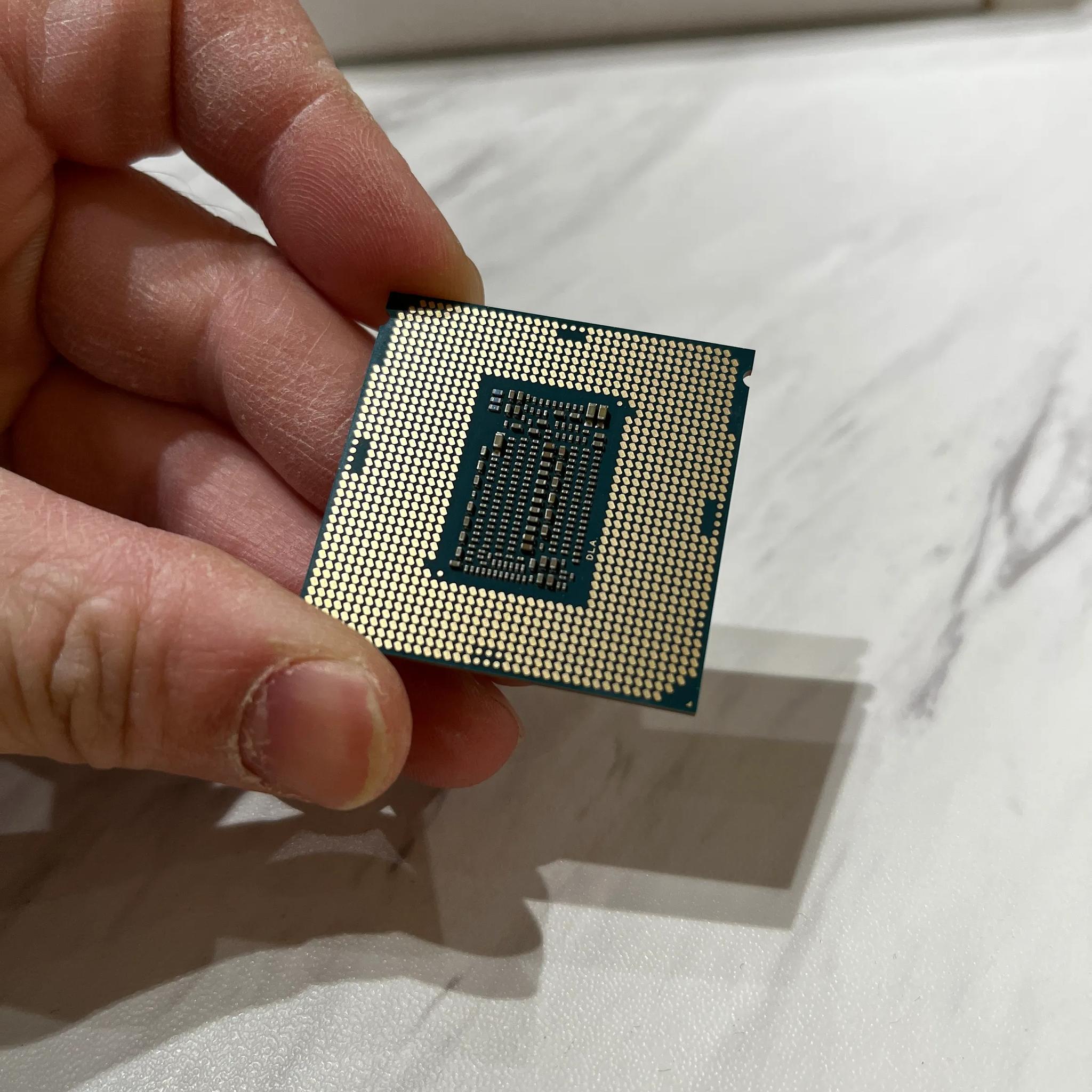 Intel i7-9700K 8-core CPU processor