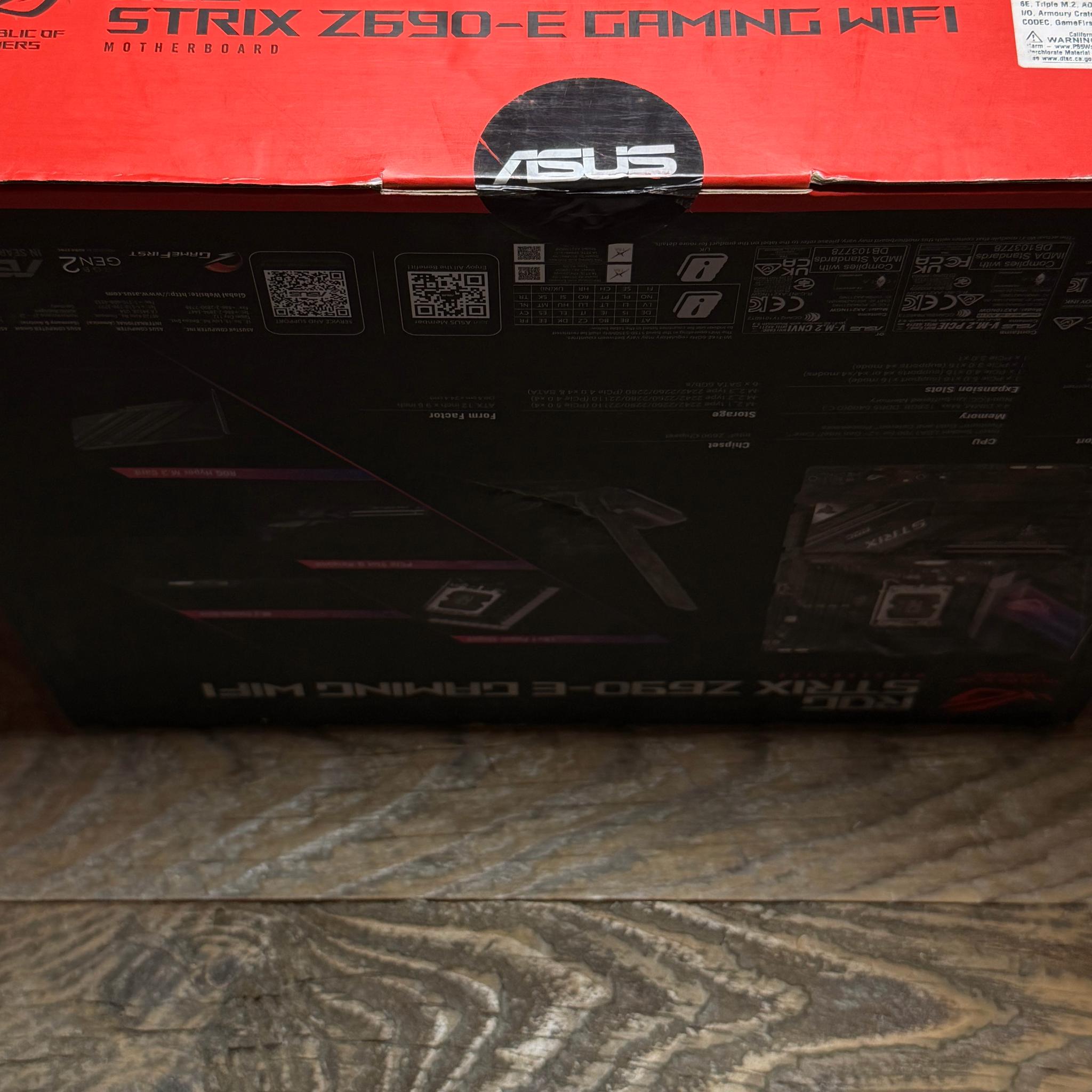Asus ROG Strix Z690-E
