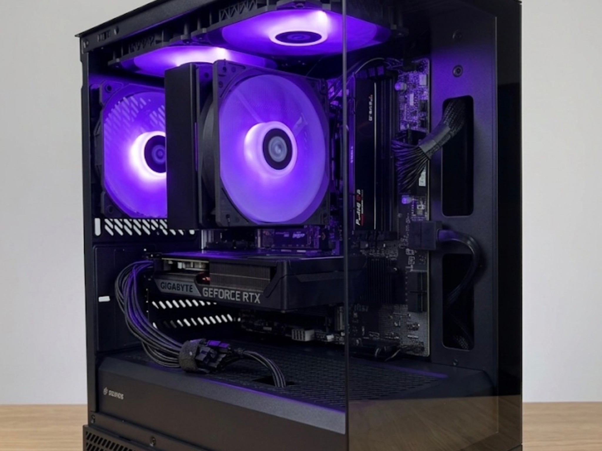 RTX 5060 + Ryzen 5 7500x3D Custom Gaming PC