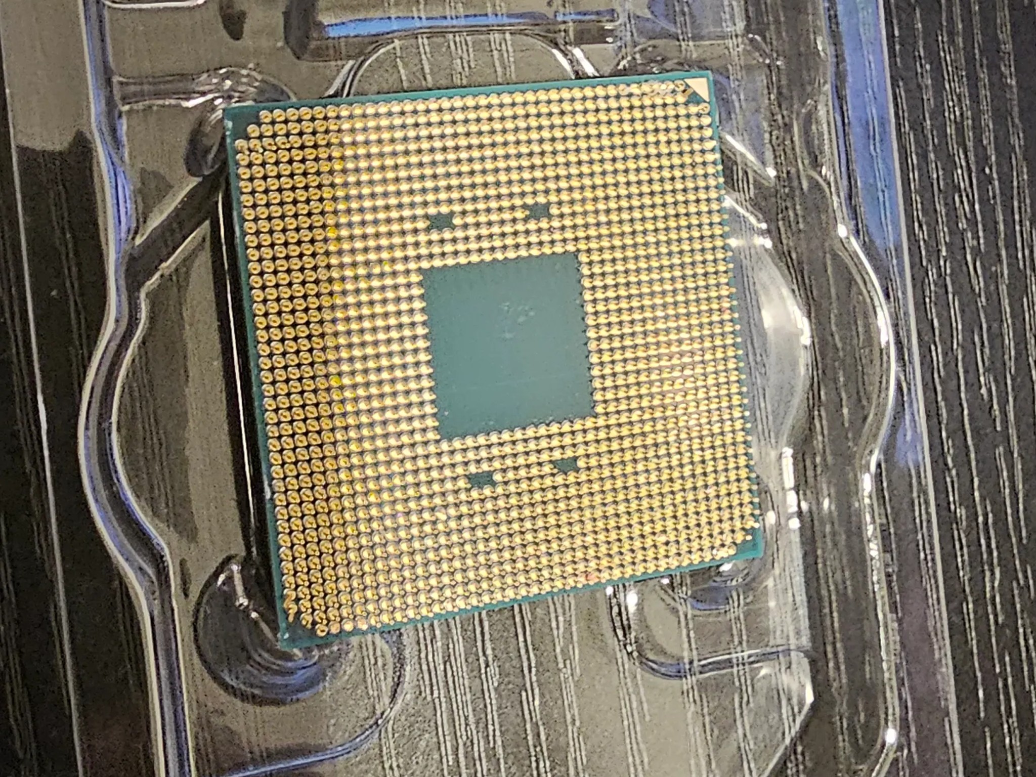 AMD Ryzen 9 3900 X