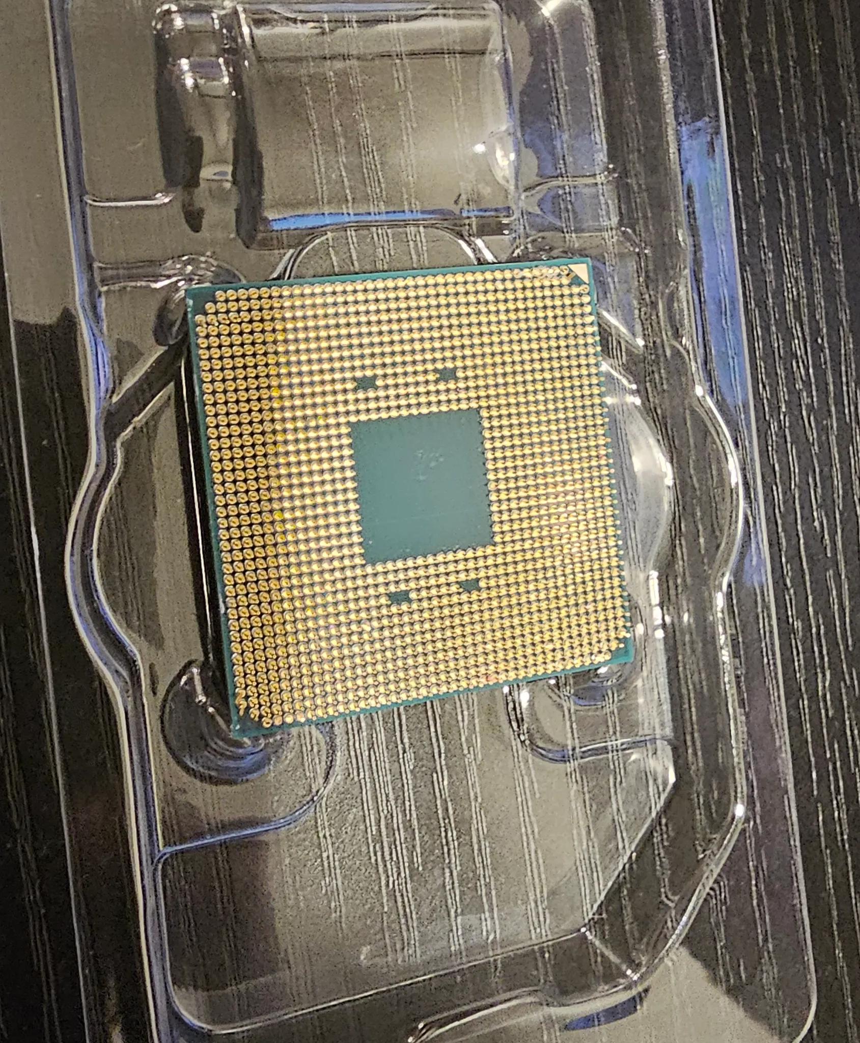 AMD Ryzen 9 3900 X