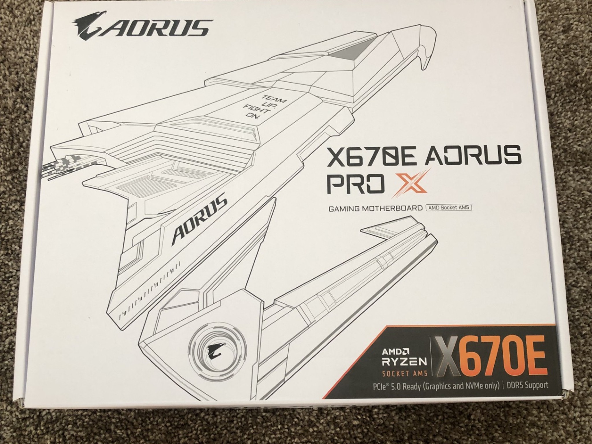 GIGABYTE X670E AORUS PRO X AM5 Motherboard/DDR5/Quad M.2/ PCIe 5.0/ USB 3.2 Gen2X2 Type-C/WiFi 7