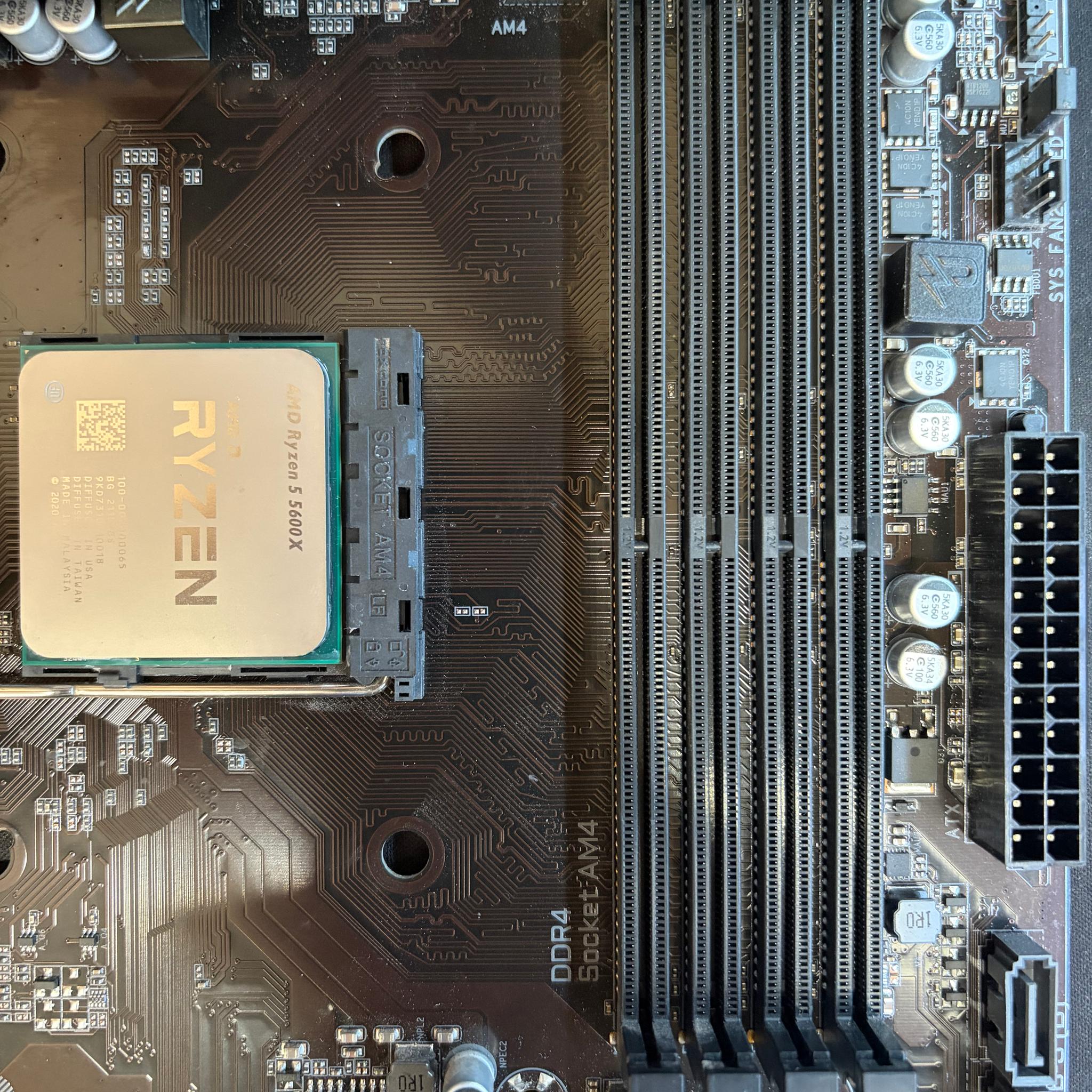 Ryzen 5 5600X B450 Combo