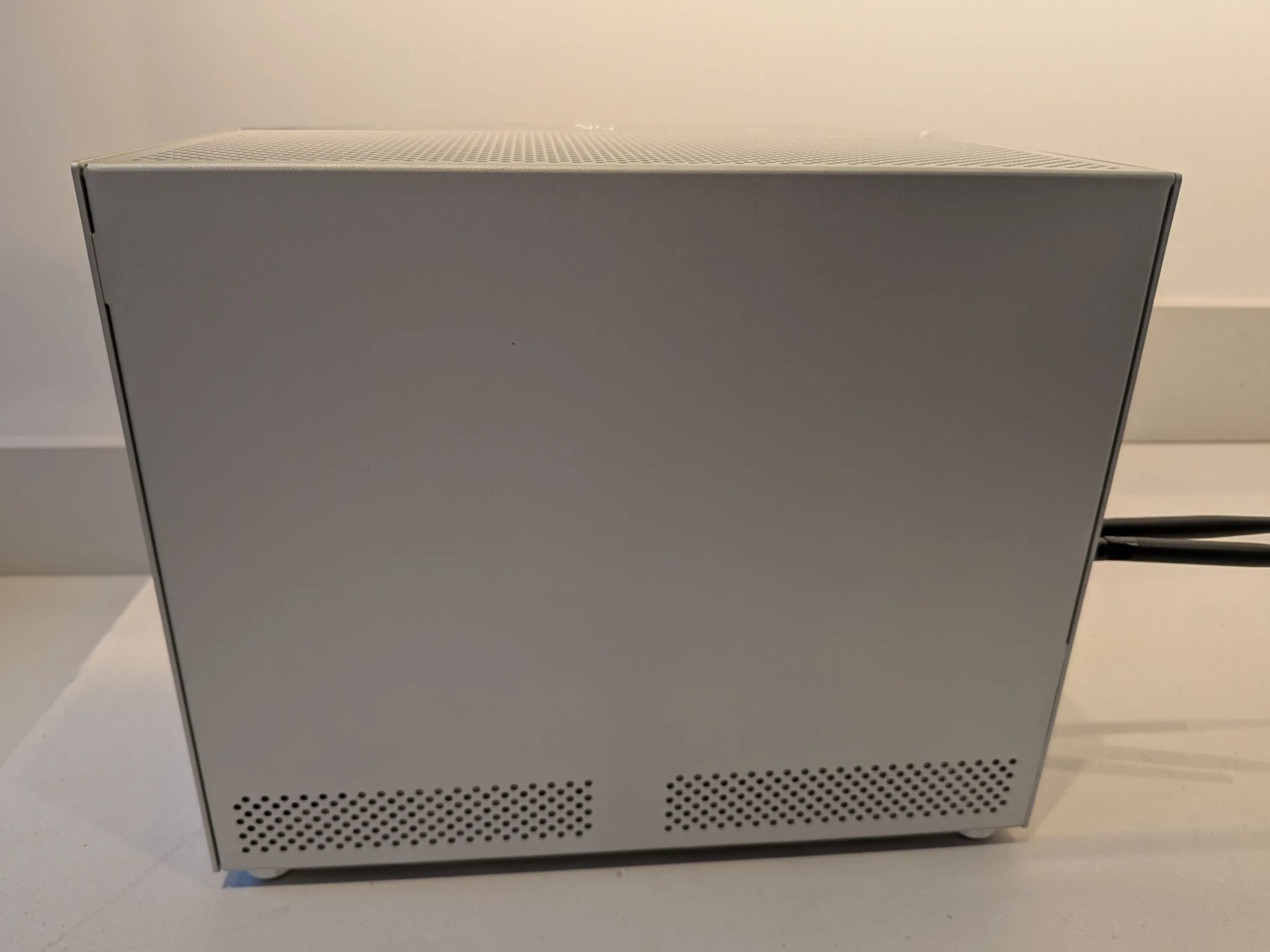 🥈 Metal Fish|RTX 5060 Ti 16GB, Ryzen 5, 32 GB RAM, 2 TB