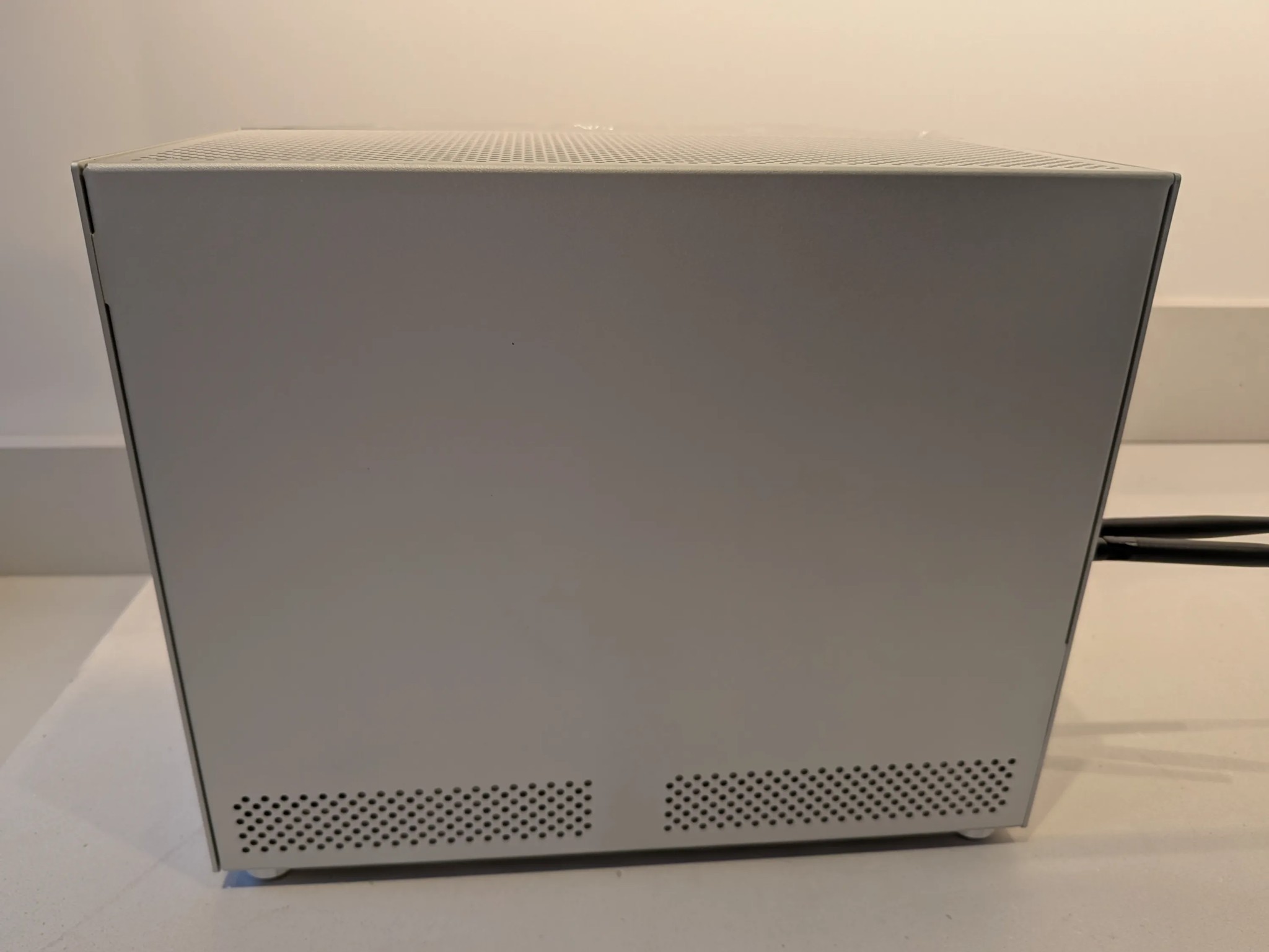 🥈 Metal Fish|RTX 5060 Ti 16GB, Ryzen 5, 32 GB RAM, 2 TB