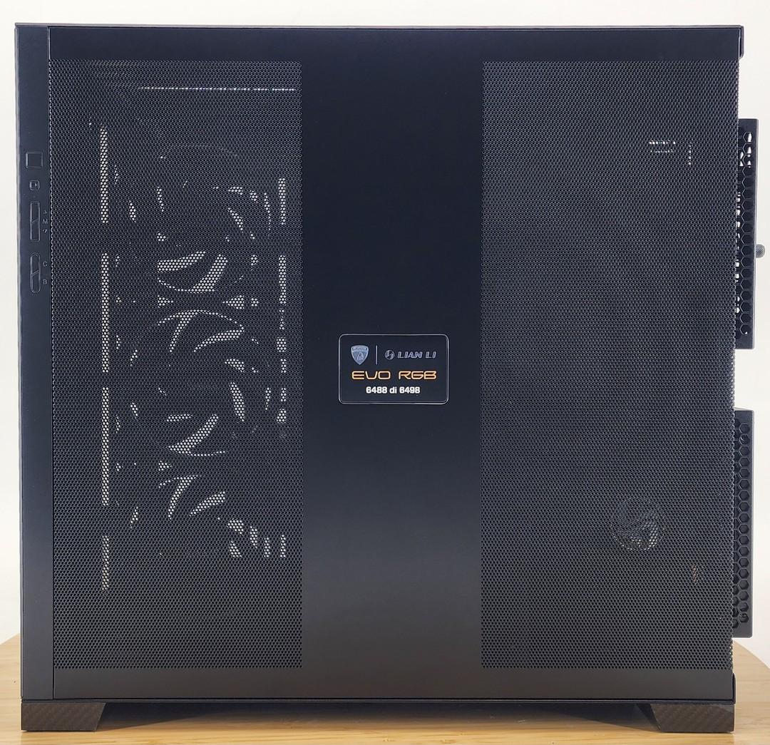 Gaming PC Ryzen 7 9800X3D 64GB RAM 4TB SSD RTX 5090 32GB Windows 11 PC