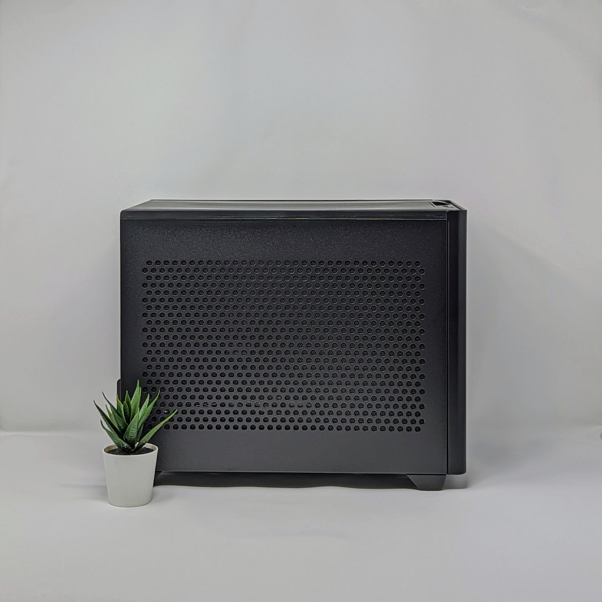 Minimalist AM4 ITX | RX 6750 XT | Ryzen 5 5600X | 32gb RAM | MSI M450 3TB NVMe SSD