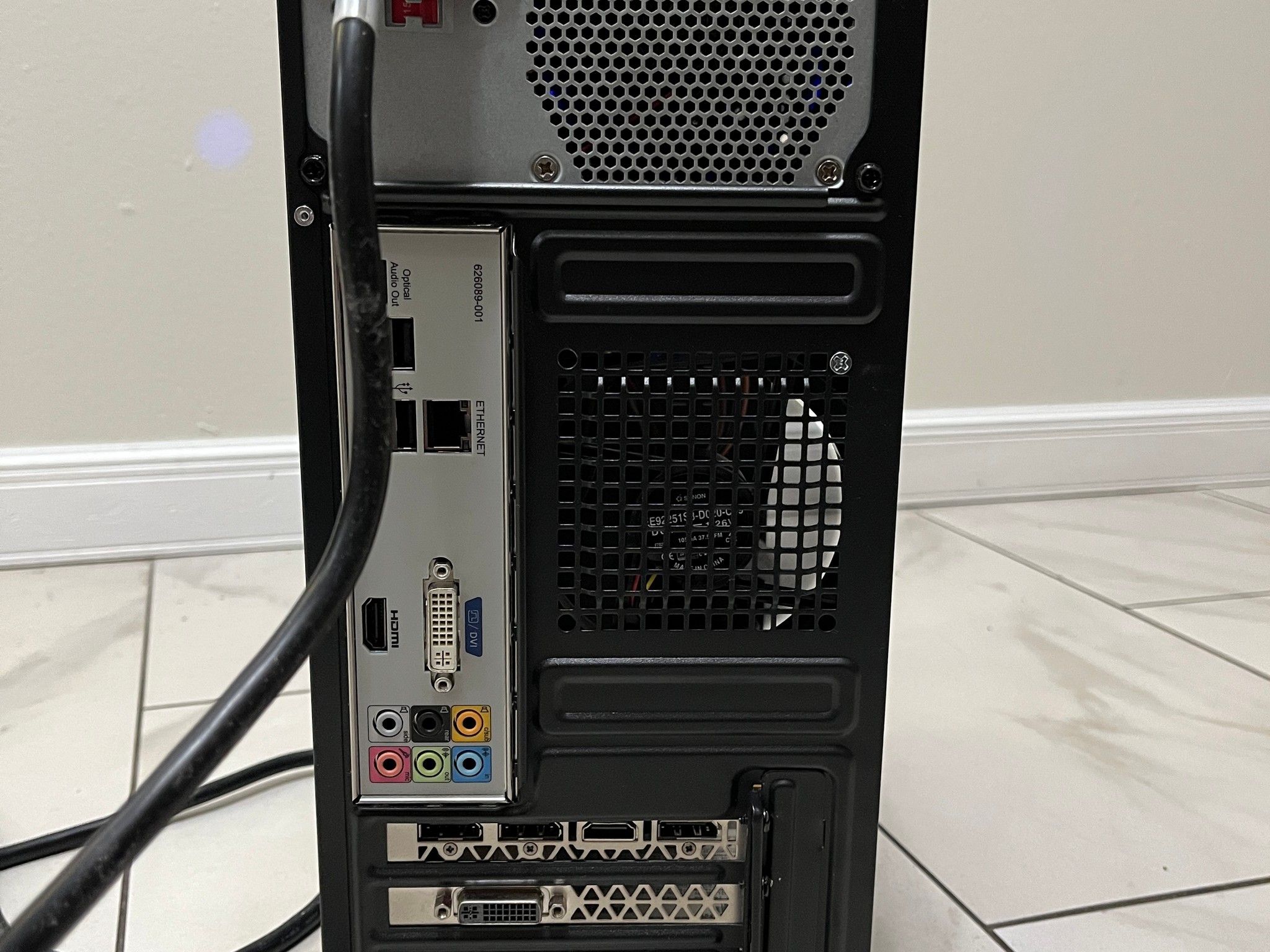 NVIDIA GTX 960, Intel Core i7-2600, 12GB RAM, 870 GB Storage - Budget Small Gaming PC w/ Wi-Fi & BT