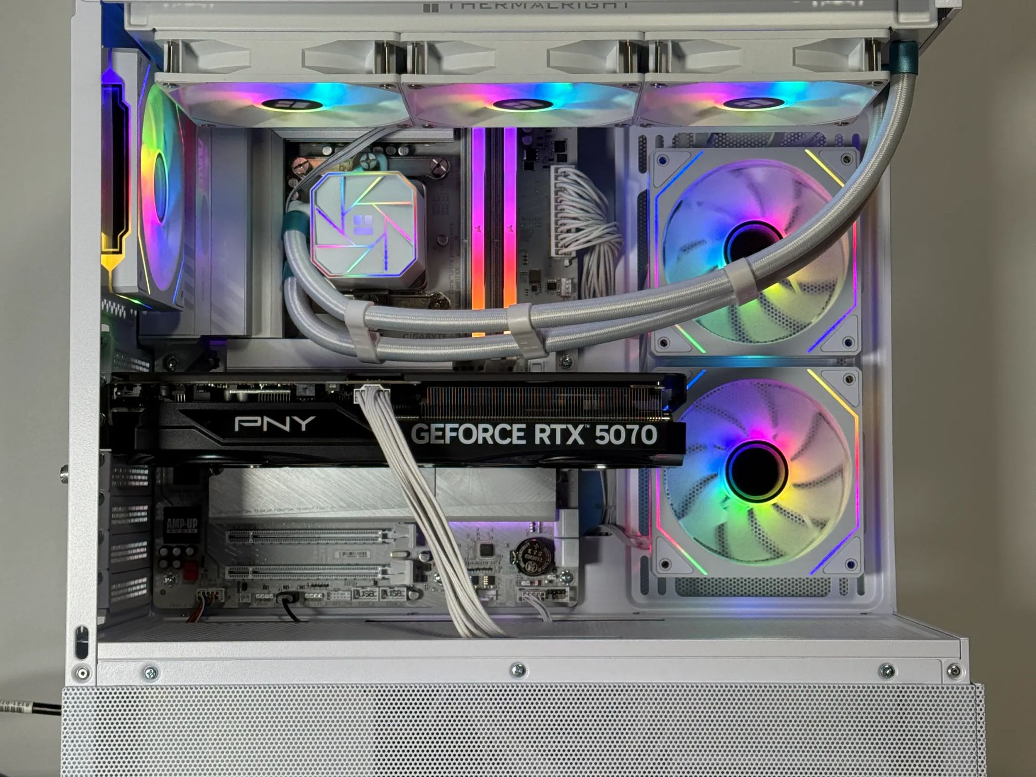 RTX 5070 Intel Core Ultra 265k Gaming PC