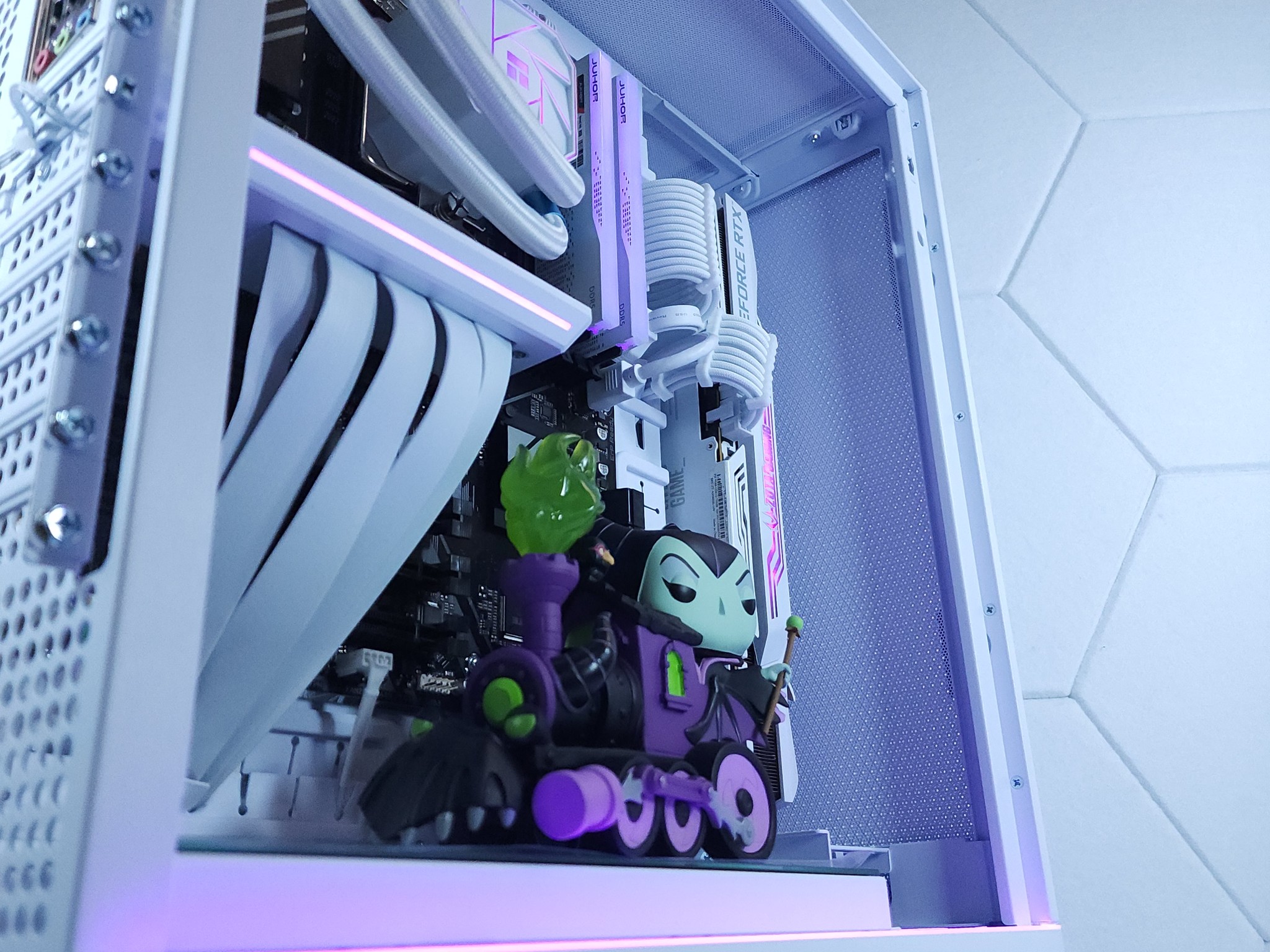 💜RTX 3080 Ryzen 5 8400F ● 1440p Gaming Computer