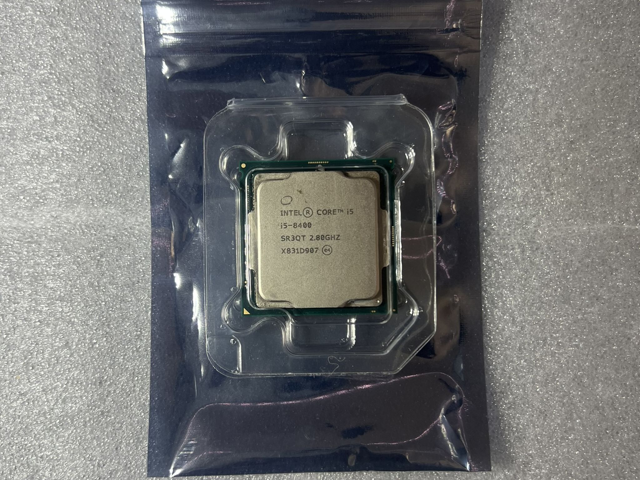 Intel i5 8400