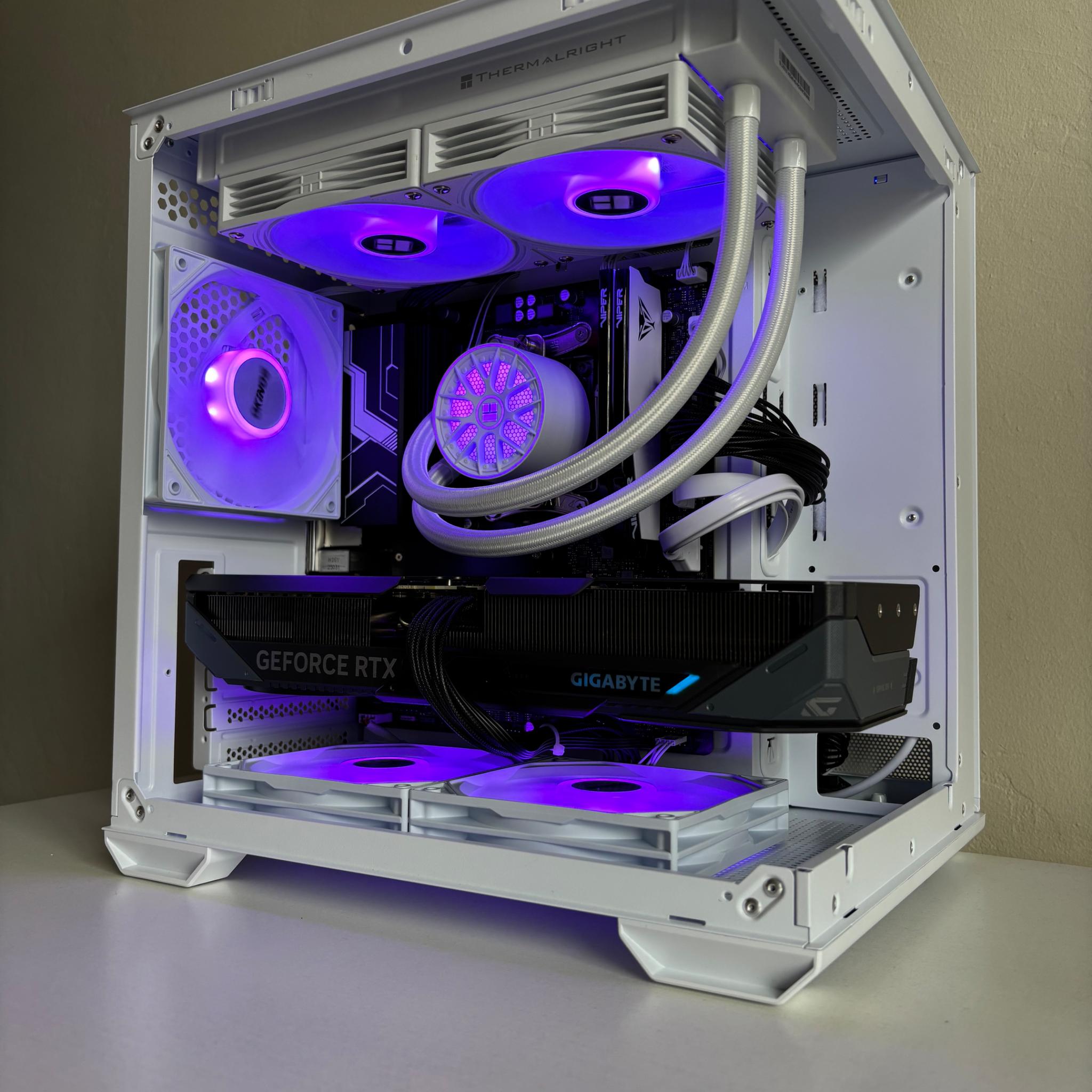 RTX 5070 | Ryzen 5 9600x | 32GB DDR5 | 1 TB NVME | 850w Gaming/Streaming PC